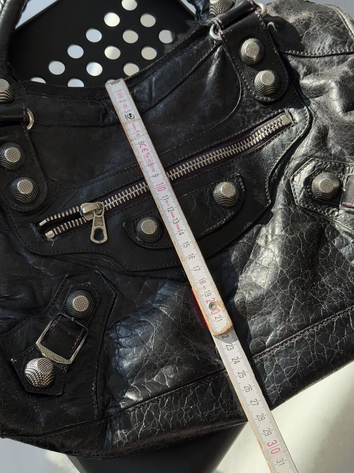 Balenciaga Vintage Balenciaga 00s City Bag Distressed Leather Handbag Size ONE SIZE - 19 Thumbnail