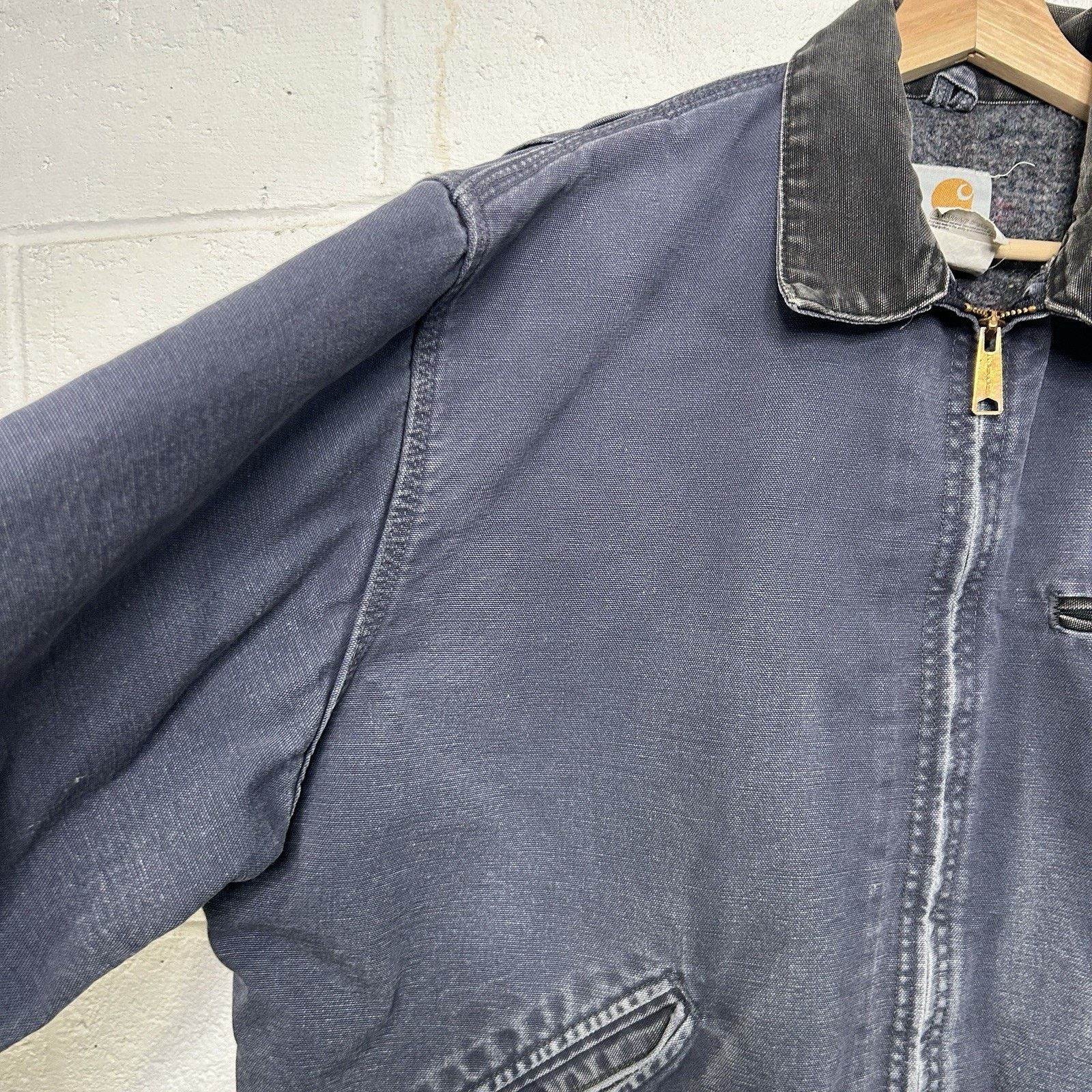 Carhartt Vintage Carhartt Blanket-Lined Detroit Jacket “Petrol” J64 Size US XL / EU 56 / 4 - 4 Thumbnail