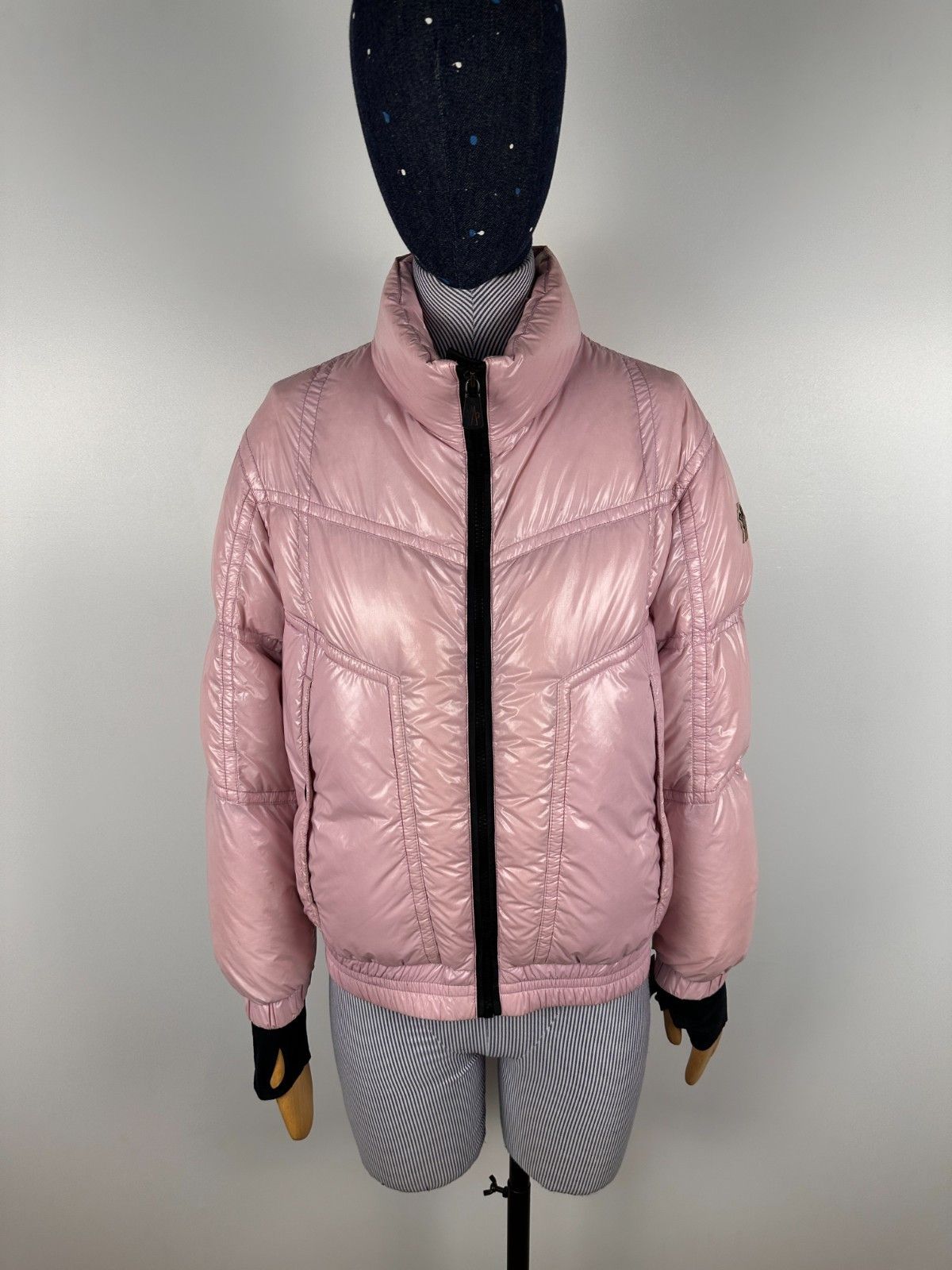 Moncler Grenoble Moncler Grenoble Down Puffer Jacket Pink Size Kids 12 Years Size XS / US 0-2 / IT 36-38 - 1 Thumbnail