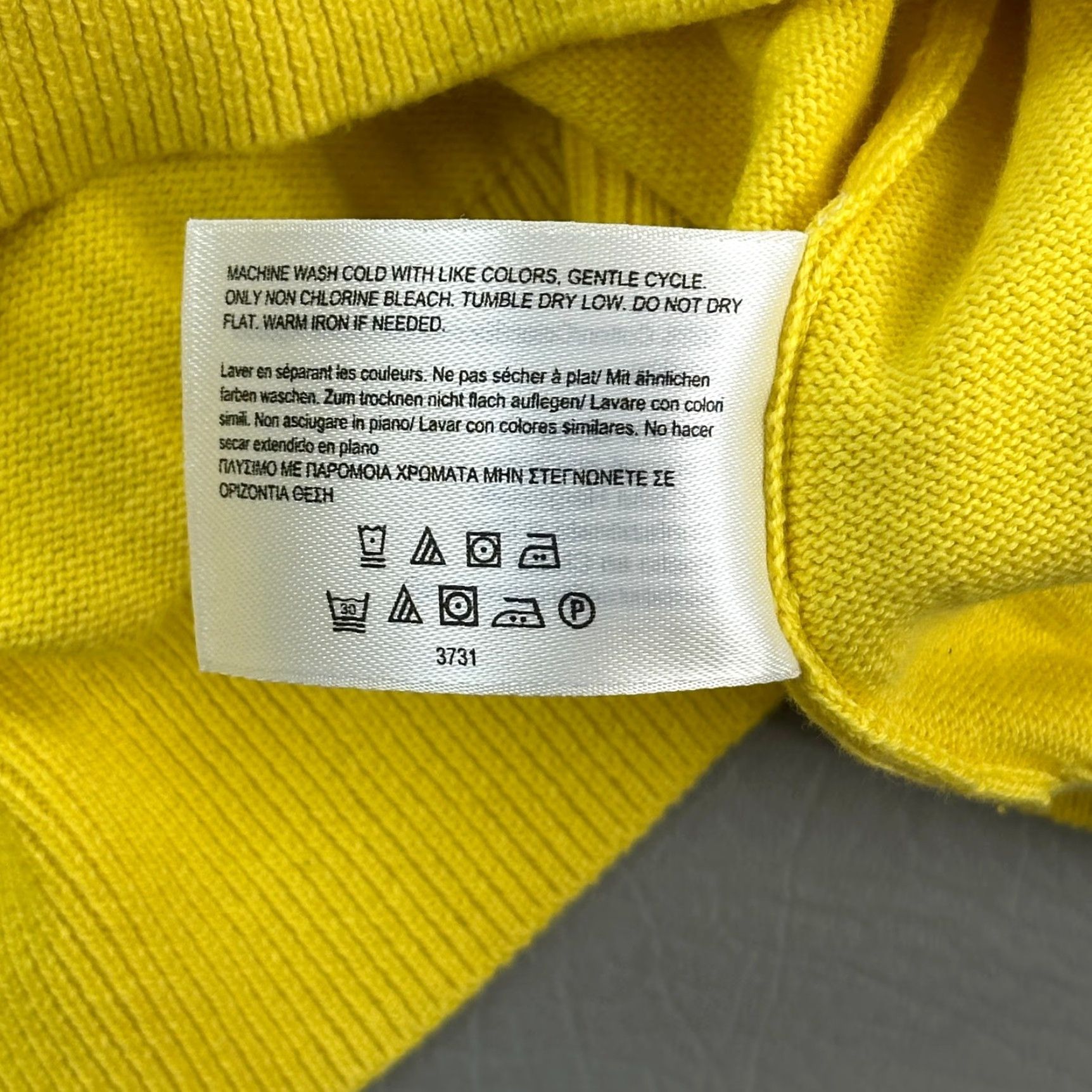 Brooks Brothers Brooks Brothers 346 Sweater Vest Mens Large Yellow Cotton V Neck Preppy Golf Vest Sweater Size US L / EU 52-54 / 3 - 4 Thumbnail
