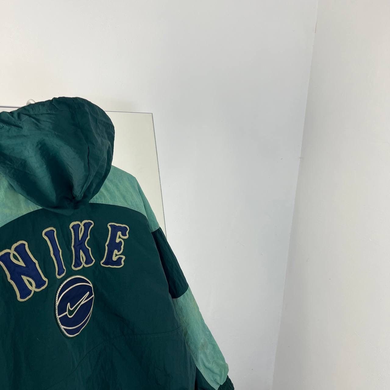 Nike Vintage 90s Nike NBA Big Embroidered Logo Rare Jacket Size US XL / EU 56 / 4 - 3 Thumbnail
