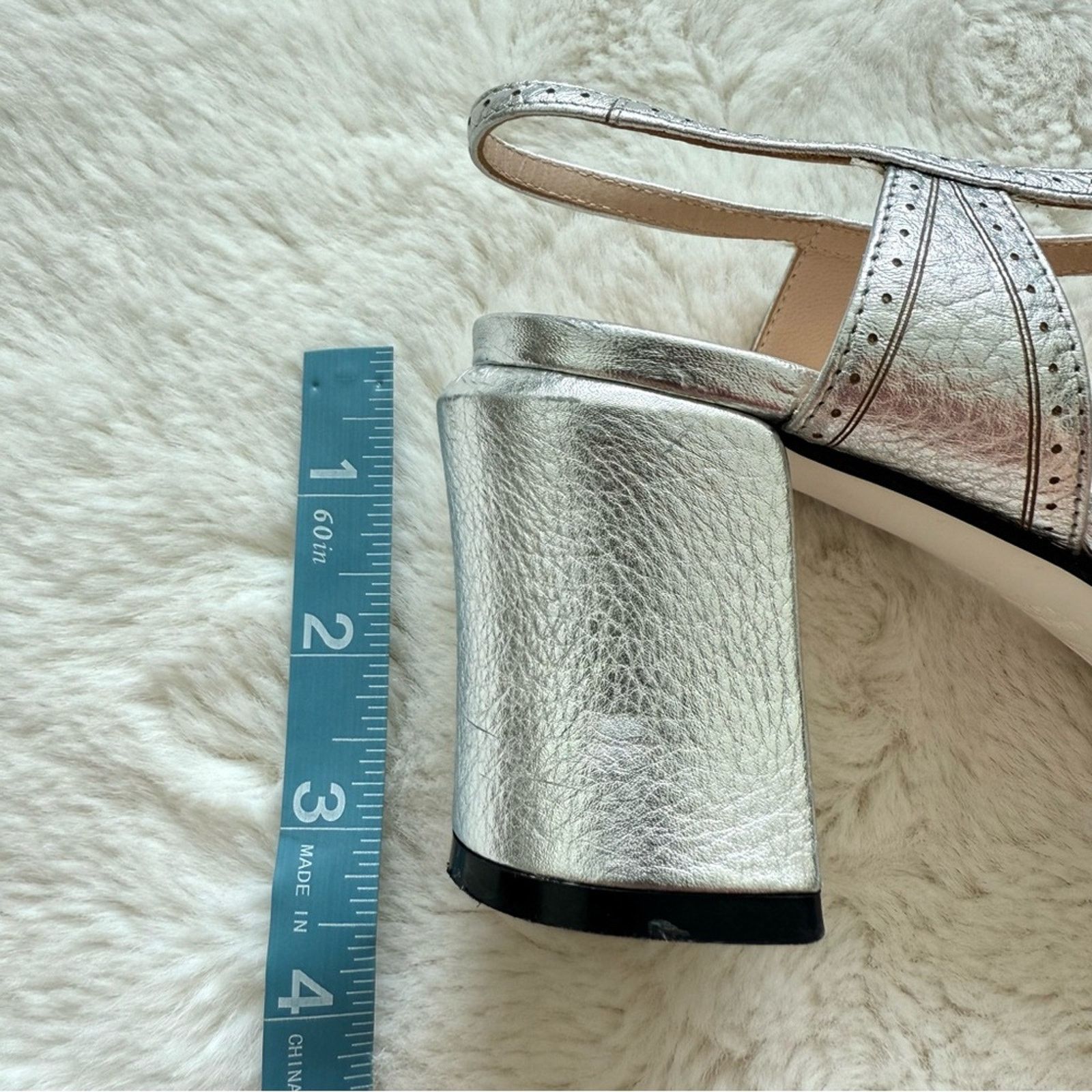 Fendi Fendi women metallic sandals size 39 EU or 9 US Authentic Size US 9 / IT 39 - 8 Thumbnail