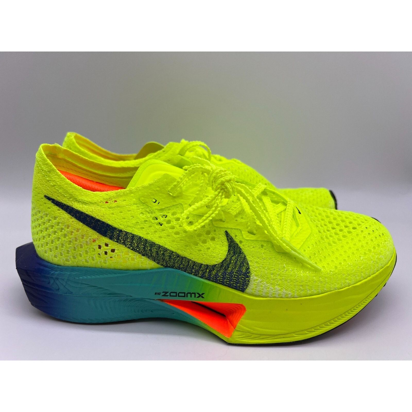 Nike Nike ZoomX Vaporfly 3 Fast Pack DV4130-700 Women’s Size 8 Size US 8 / IT 38 - 1 Thumbnail