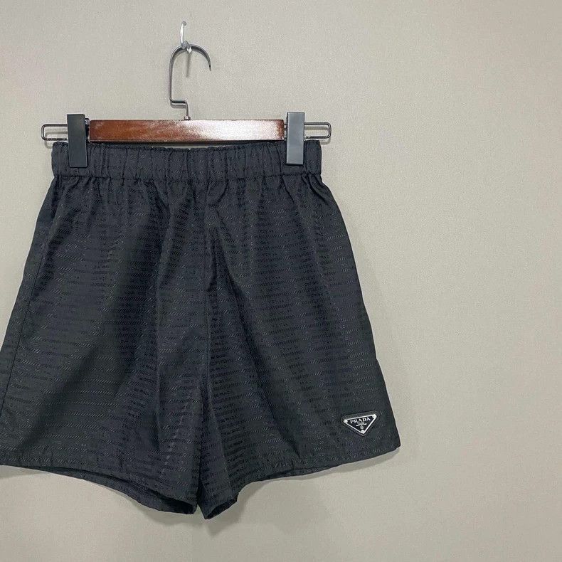 Prada Prada Triangle Logo Nylon Shorts -2505 Size US 38 / EU 54 - 2 Thumbnail