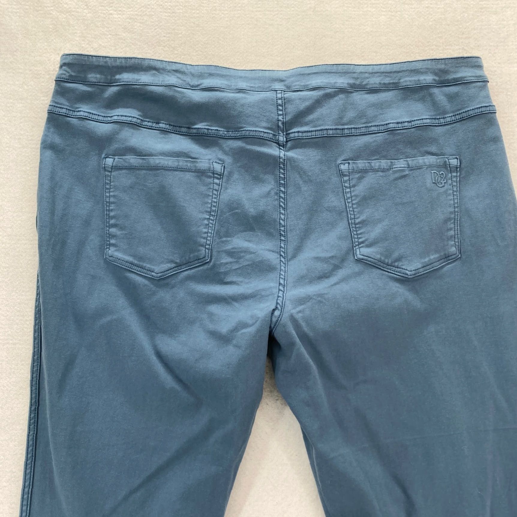 Denime DG2 Diane Gilman Jeans Women's Plus 24 Striped Denim Reversible Pull On NWT Blue Slim Skinny 5-Pocket Rise High Inseam 28 in Mens Womens Girls Size 34" / US 12 / IT 48 - 5 Thumbnail