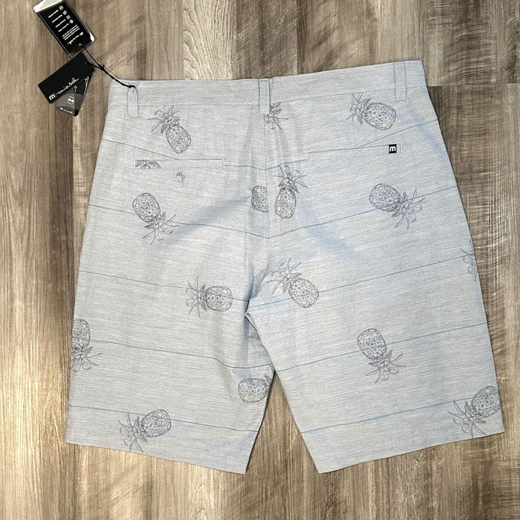 TravisMathew Travis Mathew Shorts Gray 38 Chino Men Regular Inseam 11" Size US 38 / EU 54 - 2 Thumbnail