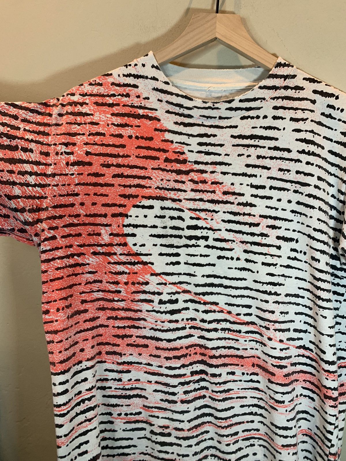 Vintage *RARE* Vintage 80’s Surf Pipeline The Wave AOP Art T-Shirt Size US M / EU 48-50 / 2 - 4 Thumbnail