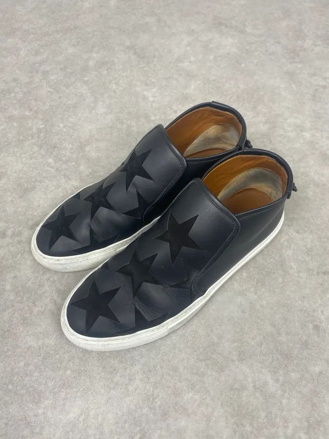 Givenchy 2010s Givenchy Black Stars Leather Slip On By Riccardo Tisci Size US 9 / EU 42 - 4 Thumbnail