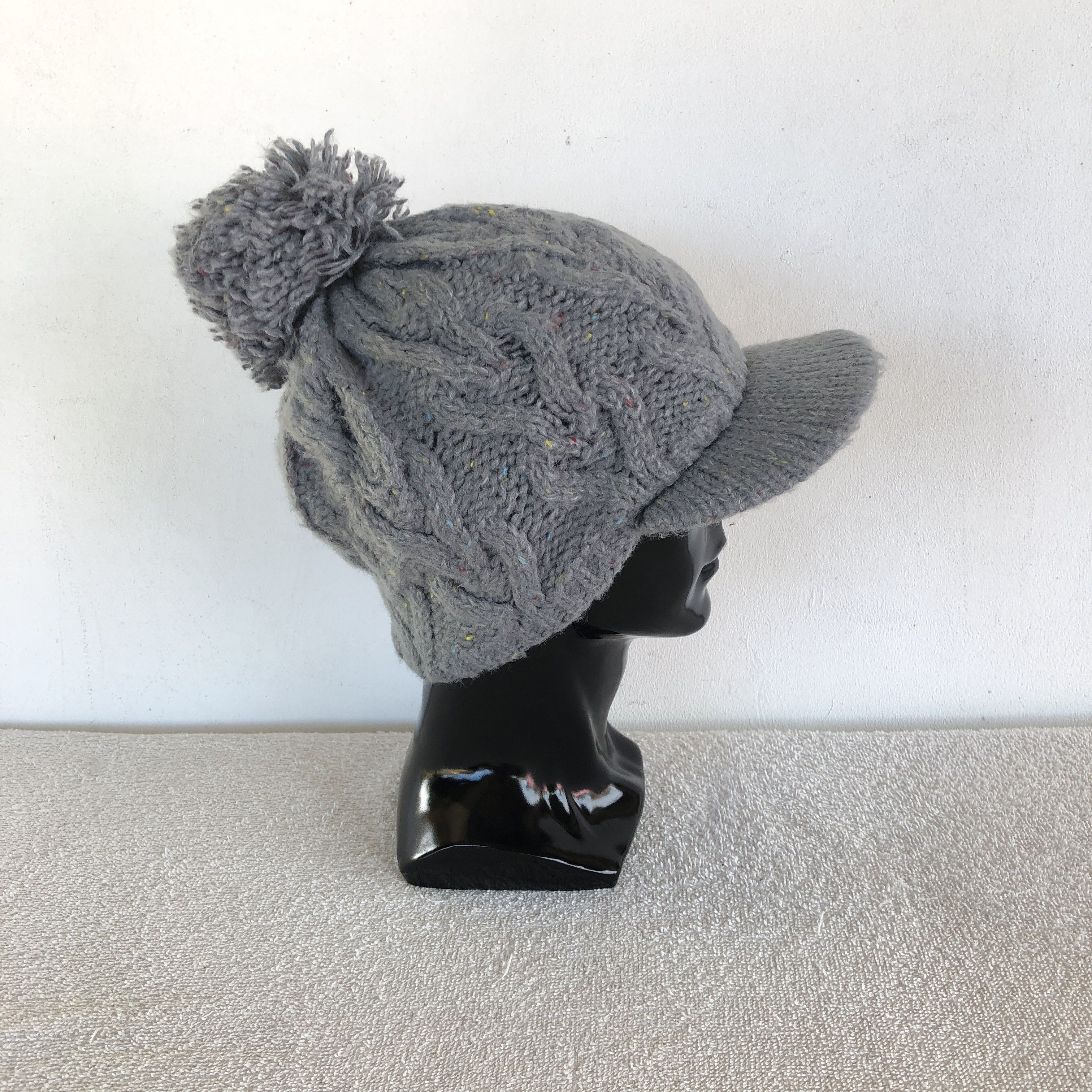 Aran Isles Knitwear Vintage Y2K Aran Isle Knitted Beanie Caps Snow Caps Hats Size ONE SIZE - 3 Thumbnail