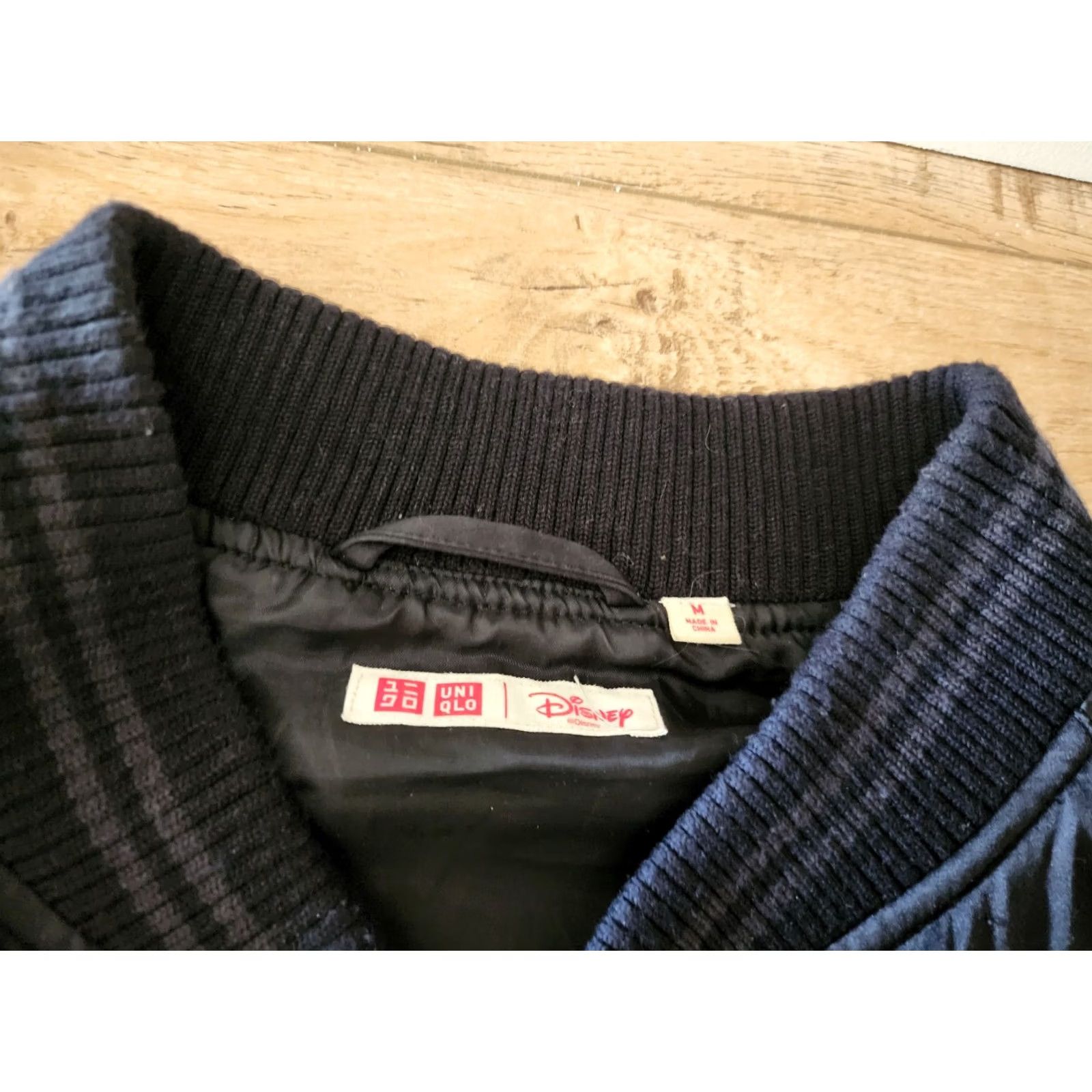 Uniqlo VINTAGE? No. Size US M / EU 48-50 / 2 - 5 Thumbnail