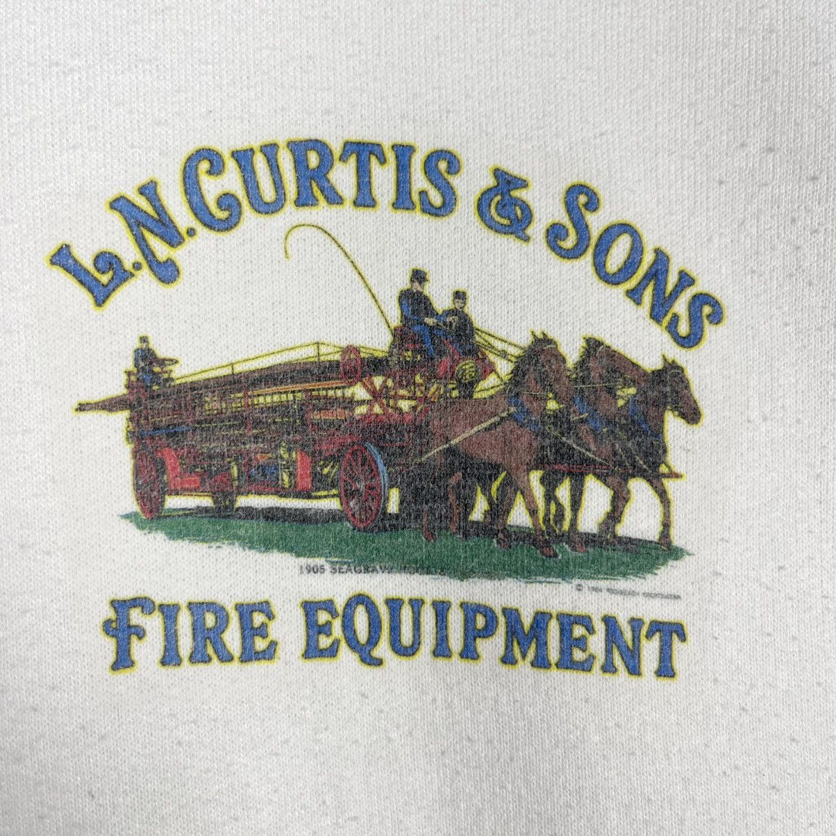 Hanes Vintage 90s L.N. Curtis & Sons Fire Equipment Sweatshirt Size US L / EU 52-54 / 3 - 4 Thumbnail