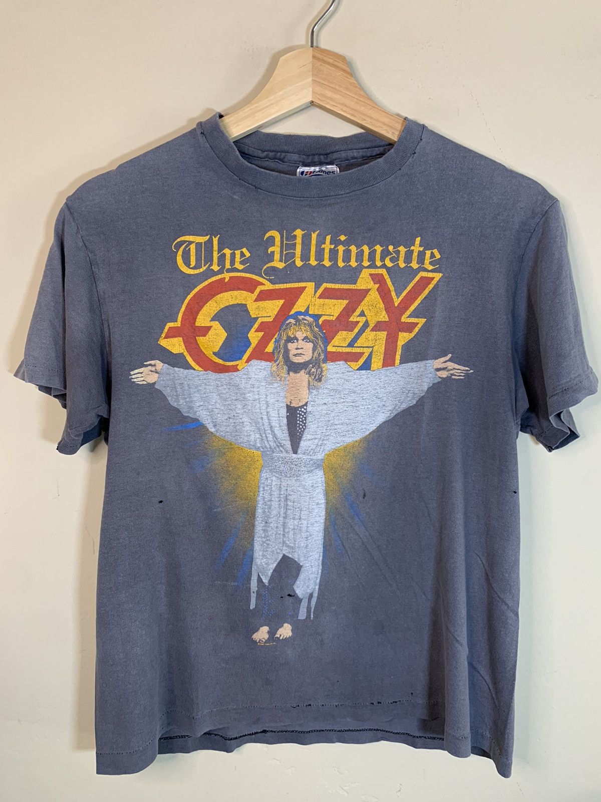 Band Tees × Vintage *RARE* Vintage 1986 The Ultimate Ozzy Osbourne Tour T-Shirt Size US XS / EU 42 / 0 - 1 Thumbnail
