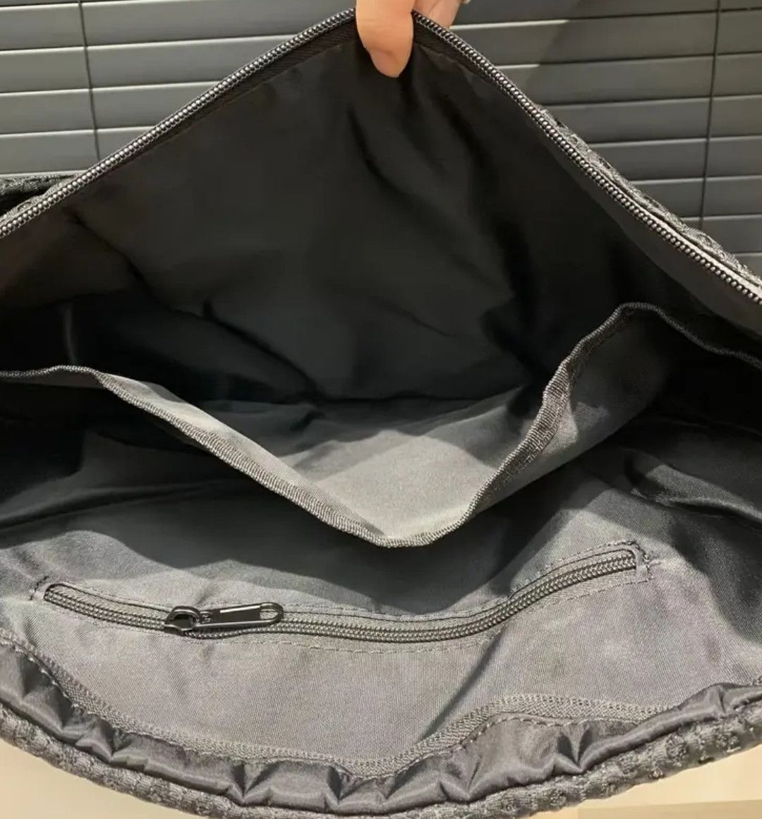 Vintage Minimalist Black Mesh Shoulder Bag Y2K Carry Size ONE SIZE - 6 Thumbnail