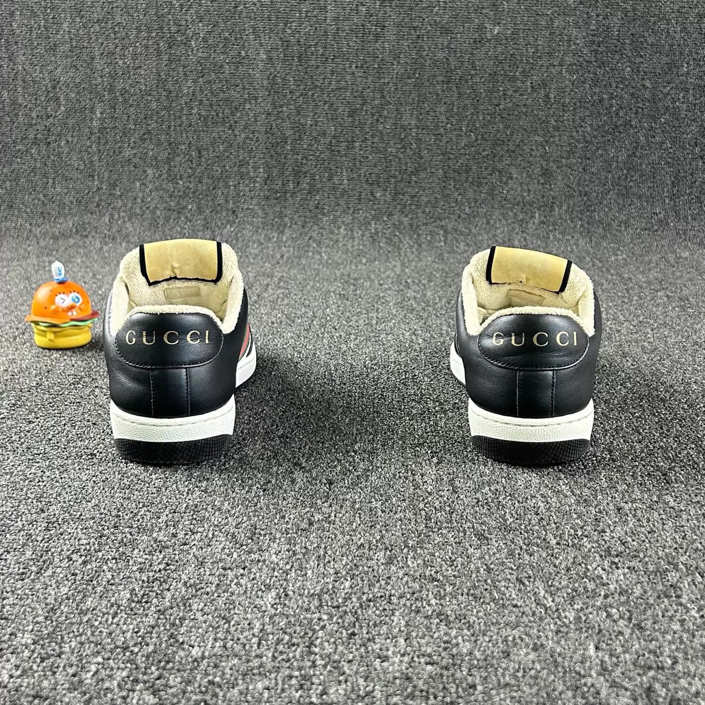 Gucci Gucci Women's Black White Distressed Sneakers 35.5 Good Size US 5 / IT 35 - 5 Thumbnail