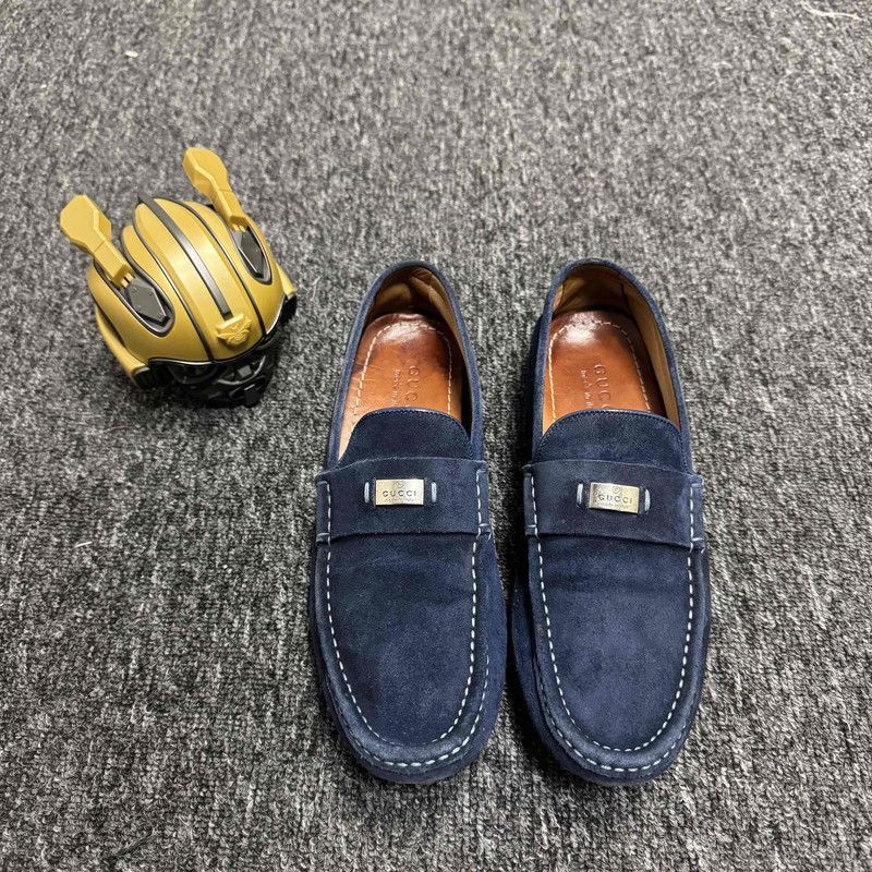 Gucci Gucci Leather Casual Loafers in Blue - Size US 9 / EU 42 - 2 Thumbnail