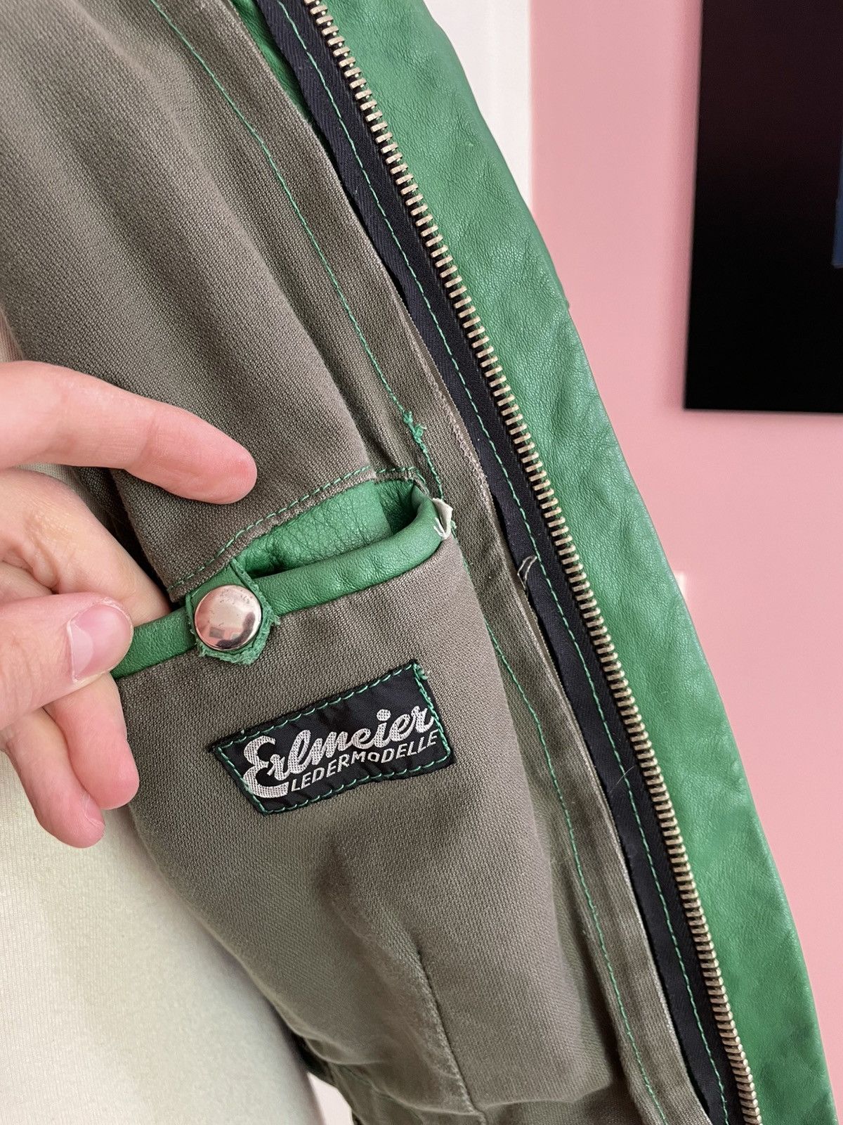 Other Vintage 1991 “Frogman” German POLIZEI Green Leather Uniform Size US L / EU 52-54 / 3 - 9 Thumbnail