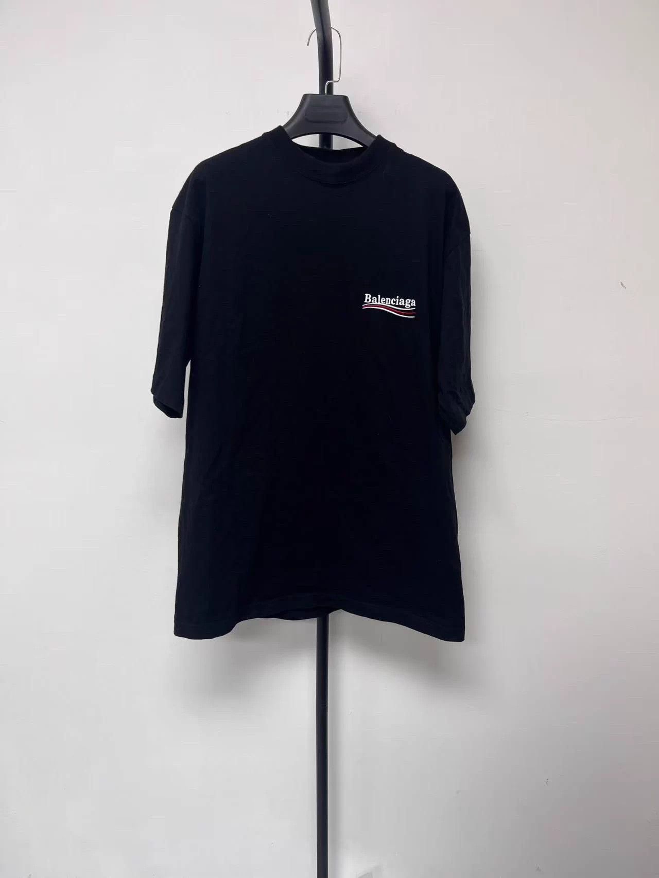 Balenciaga Balenciaga embroidered print oversized short teemen's S mint Size US S / EU 44-46 / 1 - 1 Thumbnail