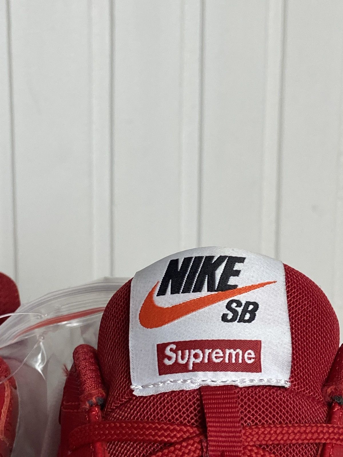 Nike × Supreme New Nike SB Gato "Supreme Red" Authentic 2018 Size 10US Size US 10 / EU 43 - 9 Thumbnail