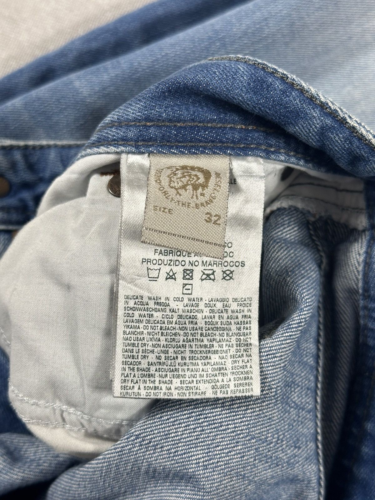 Diesel Vintage Diesel Larkee Regular Distressed Jeans 32x30 Size US 32 / EU 48 - 10 Thumbnail
