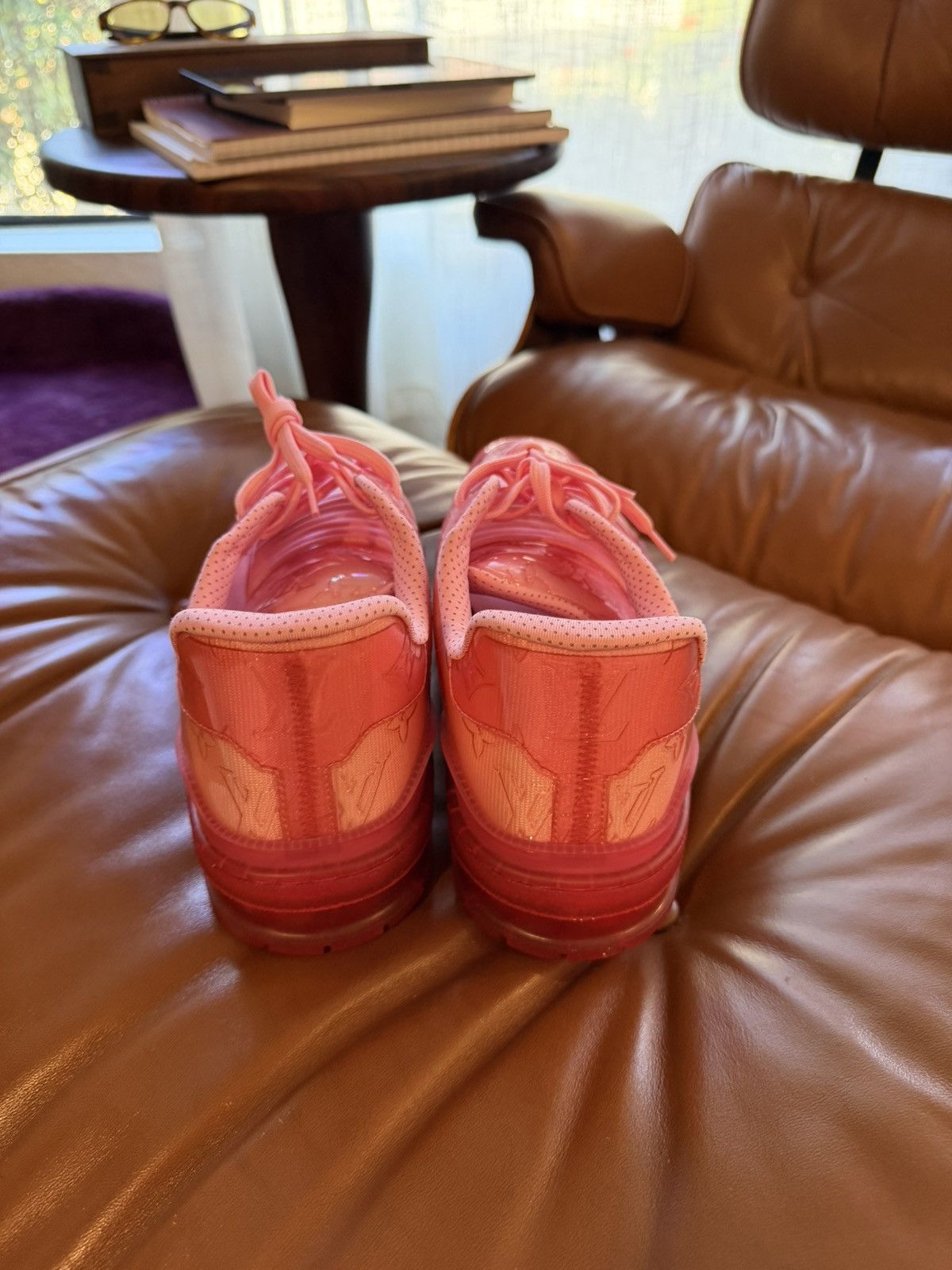 Louis Vuitton Louis Vuitton X Virgil Abloh Pink Transparent Size US 9.5 / EU 42-43 - 4 Thumbnail