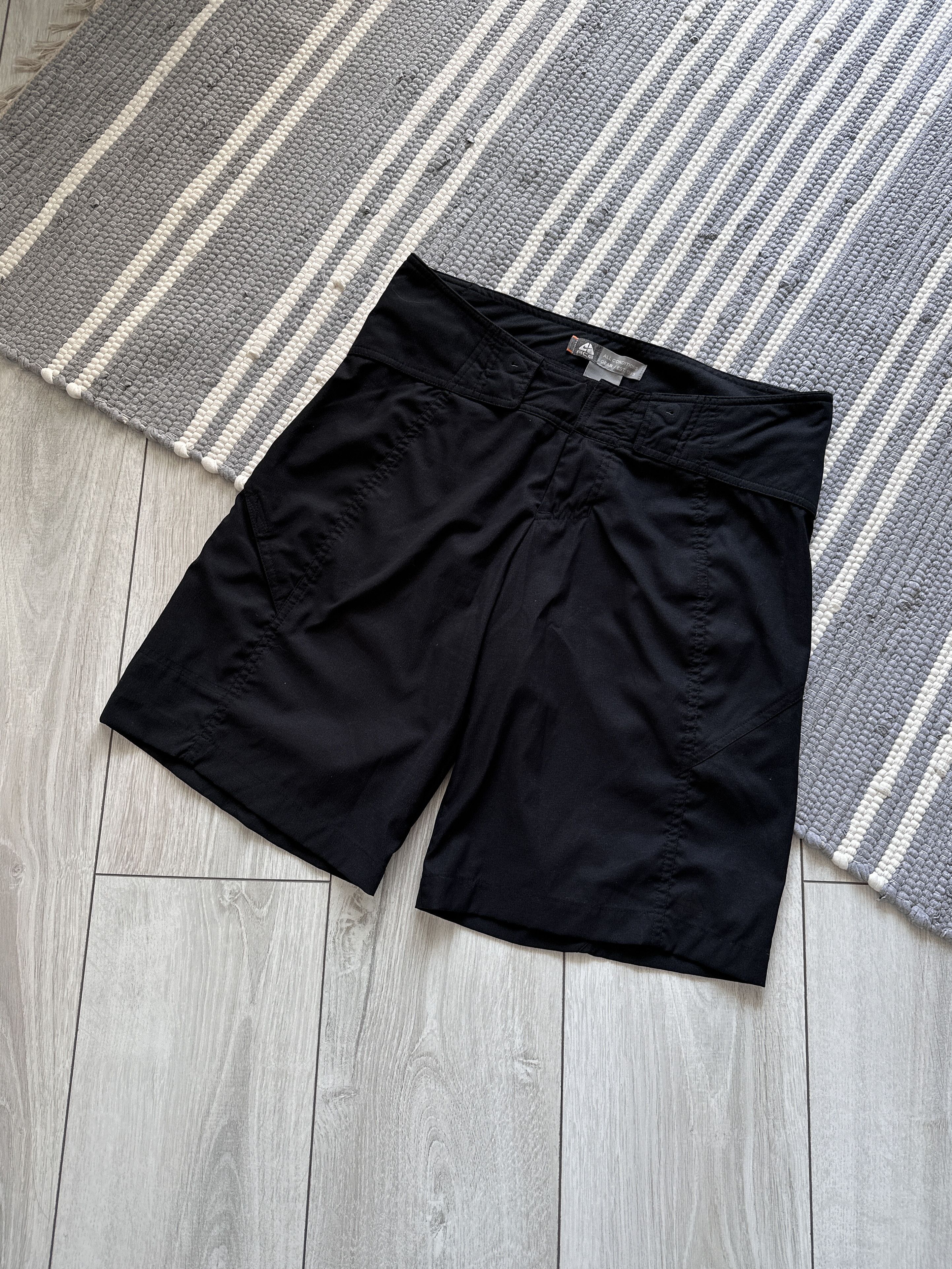Nike ACG Nike ACG Black Shorts Size 30" / US 8 / IT 44 - 1 Thumbnail