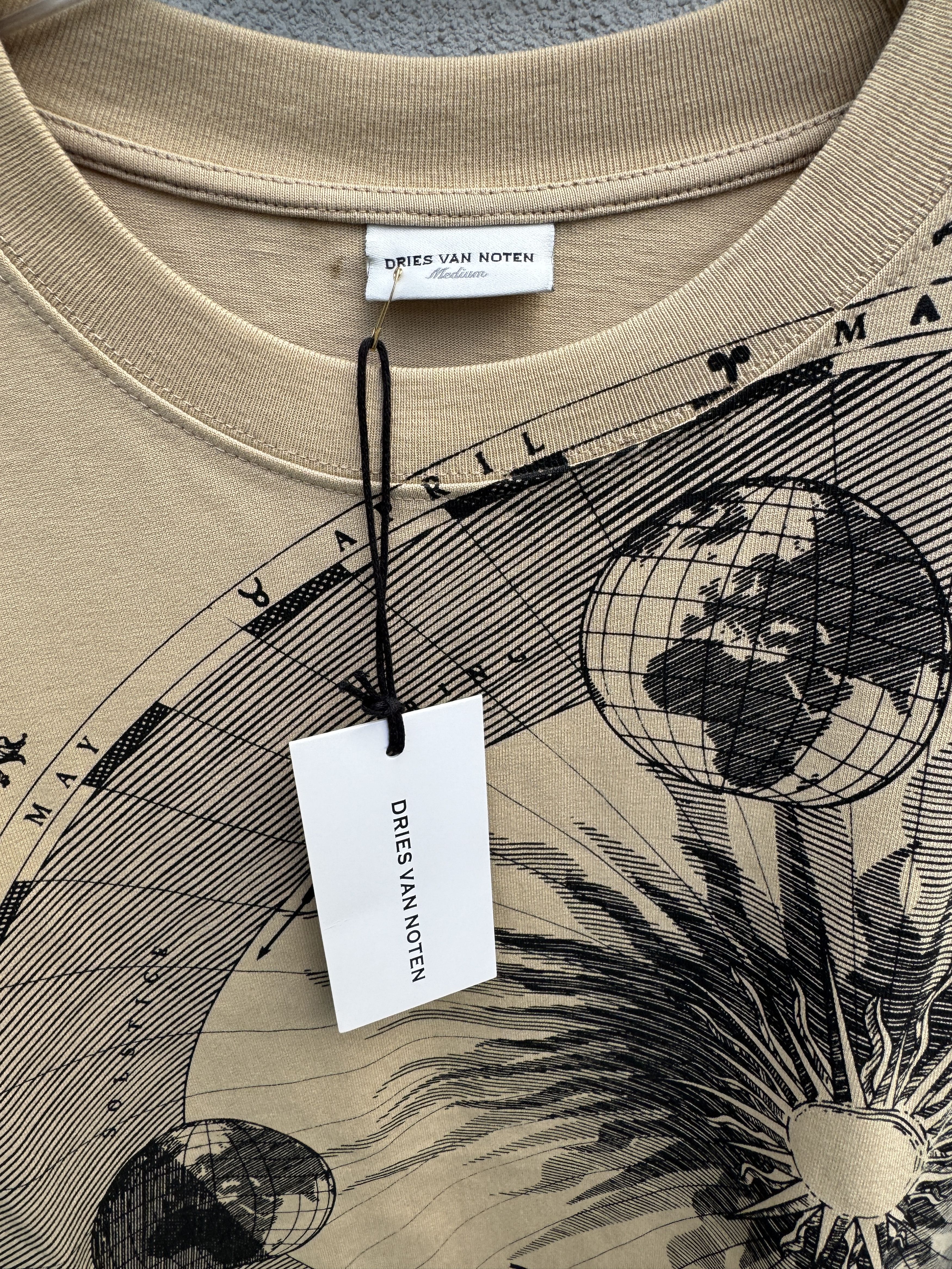 Dries Van Noten Dries Van Noten Men's Beige Black Hein Solar Print T-Shirt m Size US M / EU 48-50 / 2 - 3 Thumbnail