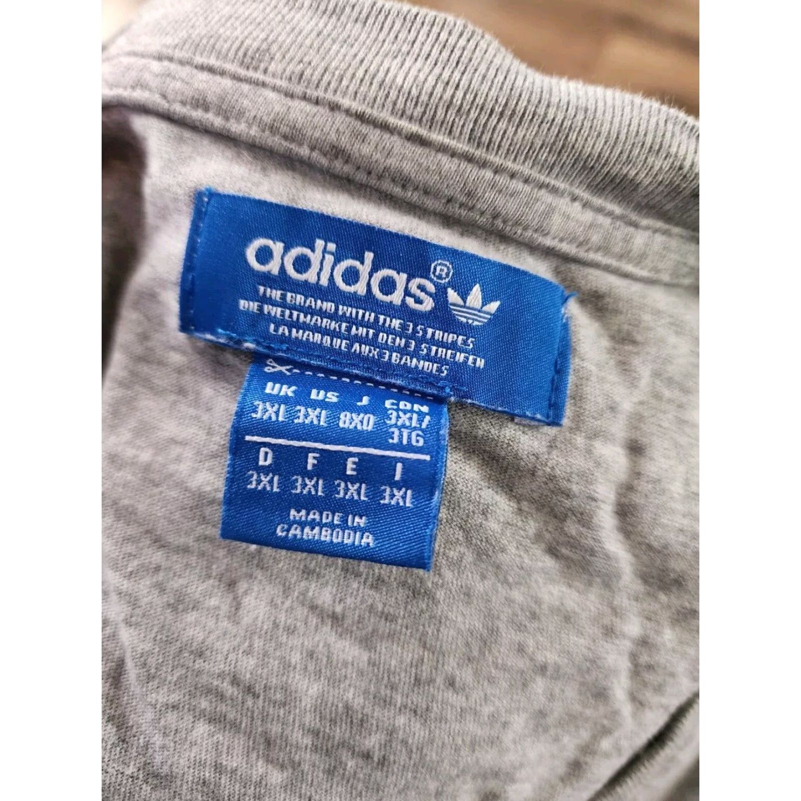 Adidas VINTAGE adidas Originals Mens T-Shirt 3XL Cotton Short Sleeve Crew Neck Gray Graphic Summer Men Size US XXL / EU 58 / 5 - 3 Thumbnail
