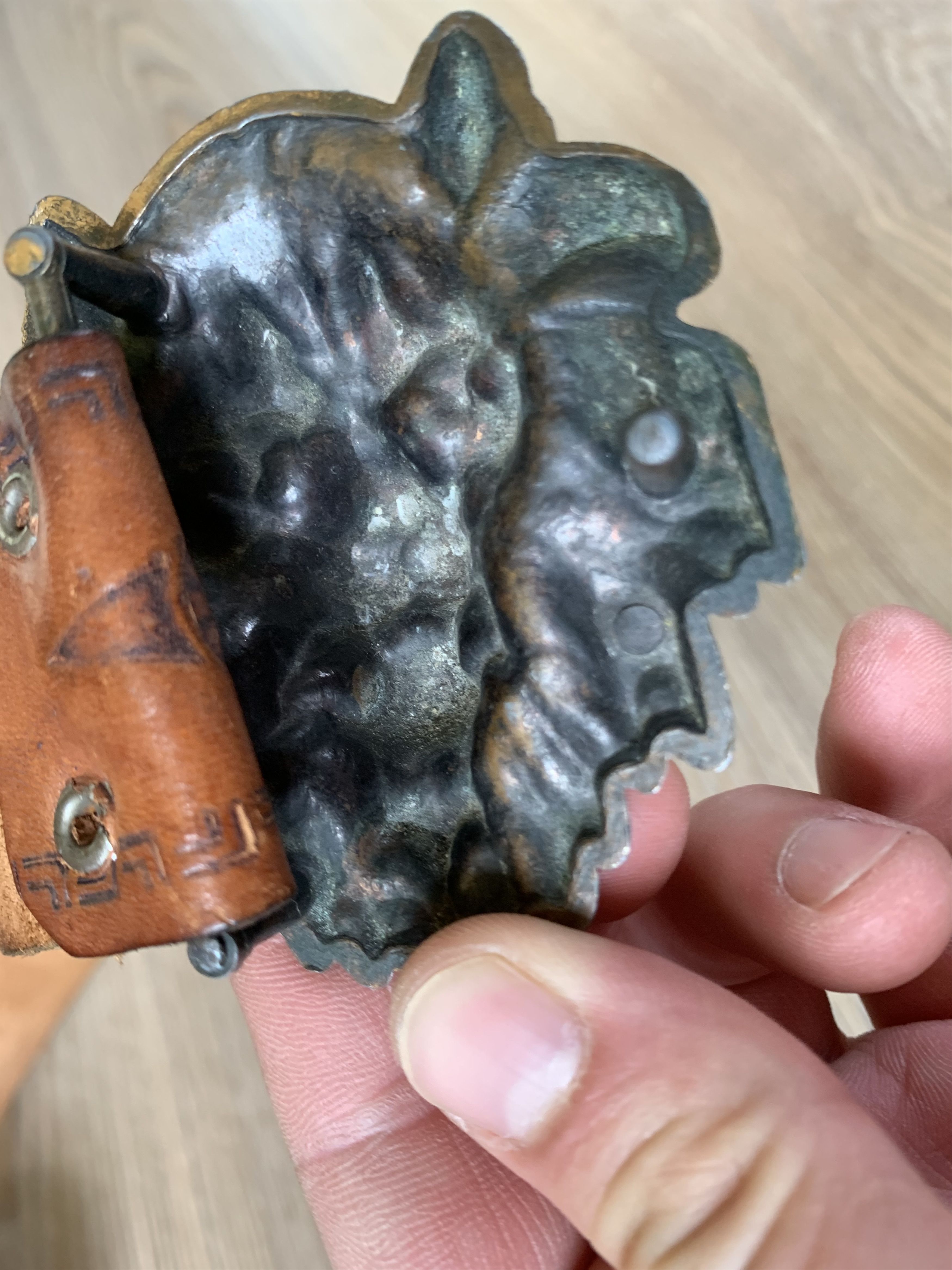 Handmade × Vintage Lion Head Handmade Embossed Leather Belt Size ONE SIZE - 5 Thumbnail