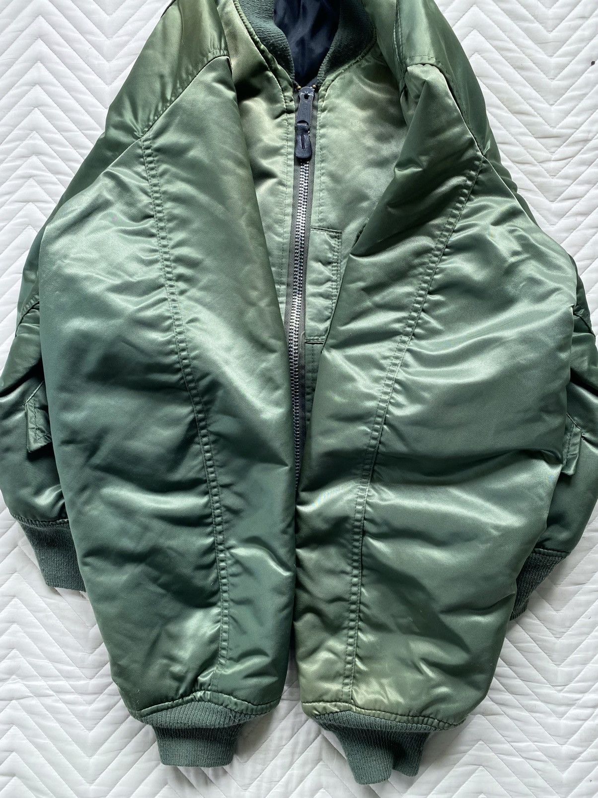 Vintage 🇺🇸 Vintage Corinth Mfg Co. MA-1 Flight Jacket - Made in USA Size US L / EU 52-54 / 3 - 4 Thumbnail