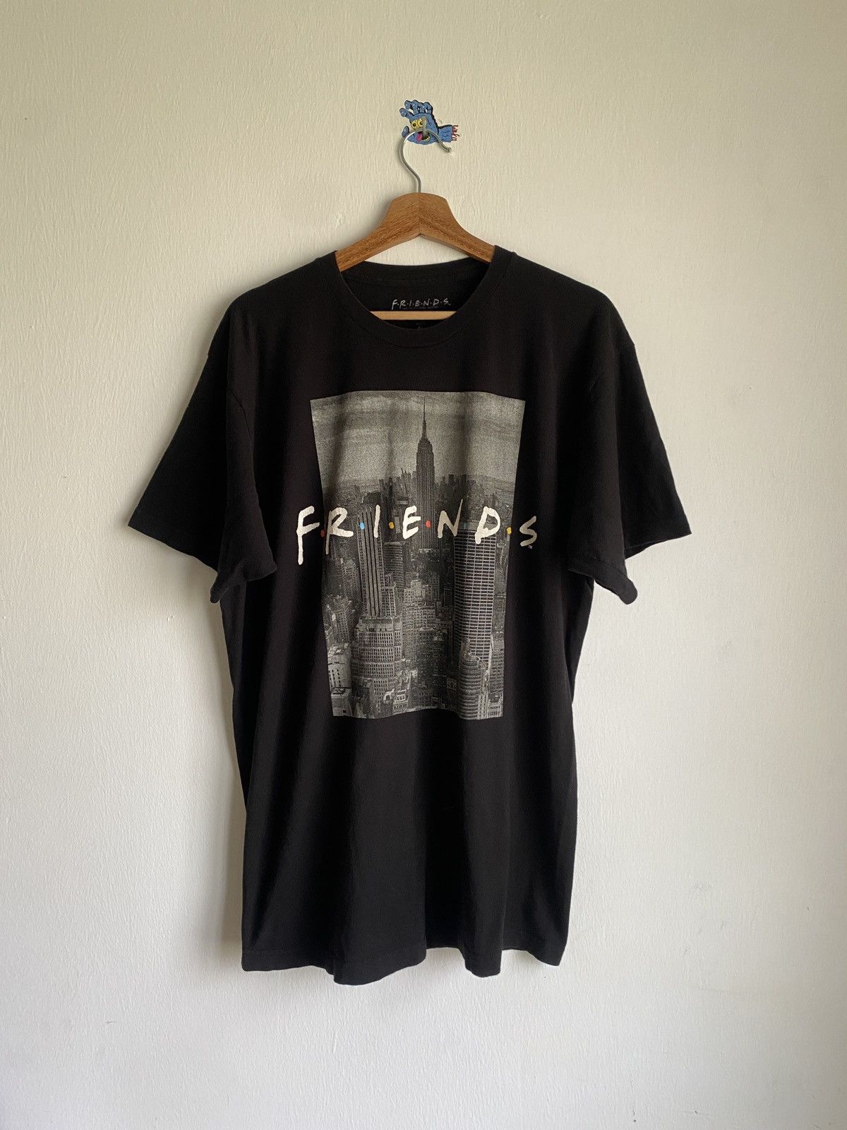 Vintage FRIENDS Series Movie Tee Size US XL / EU 56 / 4 - 1 Thumbnail
