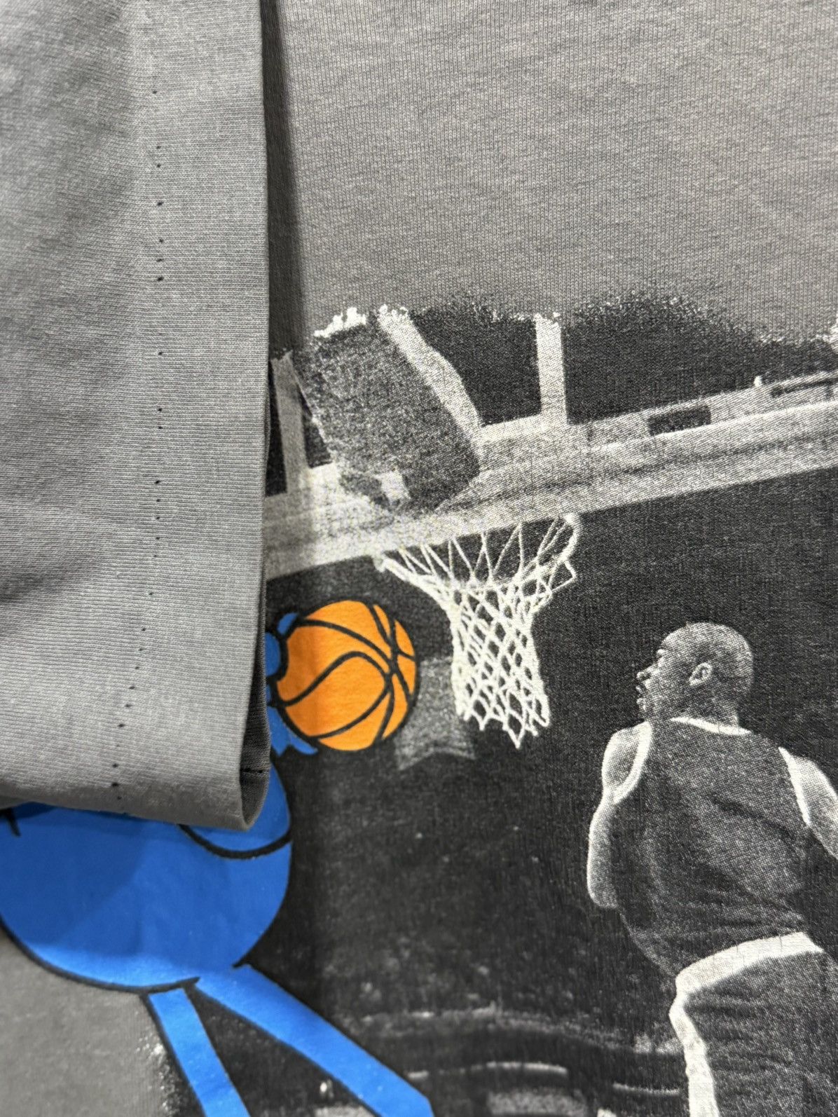 NBA × Vintage Vintage 90s NBA Mr. Tall By Top Heavy Faded Tee Size US L / EU 52-54 / 3 - 7 Thumbnail