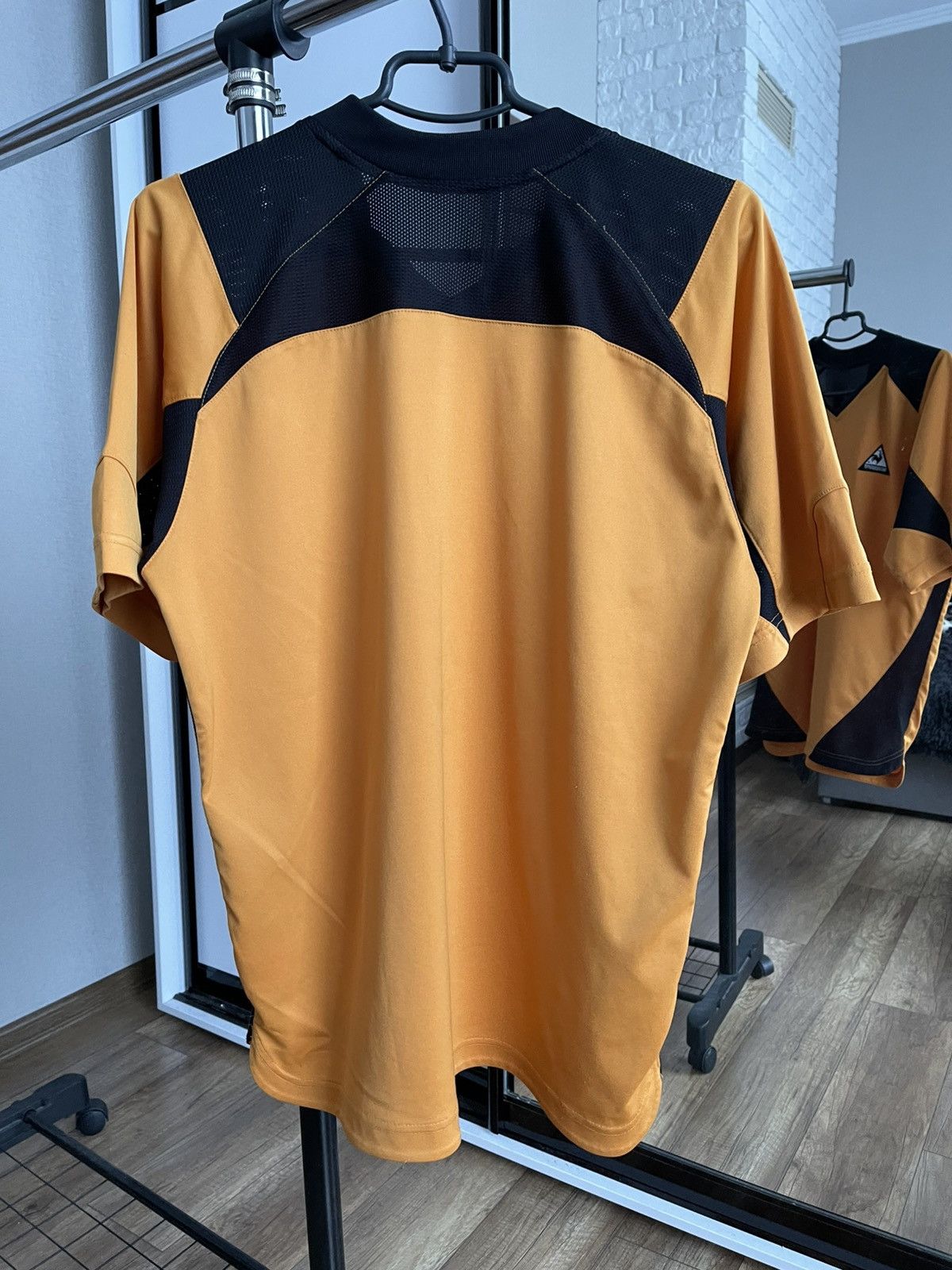 Le Coq Sportif 2004/2005 Wolverhampton Wanderers Wolves Vintage Jersey Tee Size US M / EU 48-50 / 2 - 4 Thumbnail