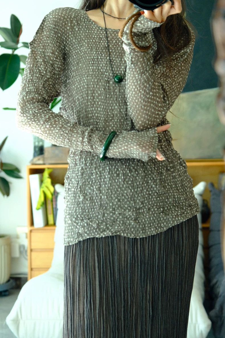 Issey Miyake Issey Miyake A light green polka dot long-sleeved base lay Size M / US 6-8 / IT 42-44 - 1 Thumbnail