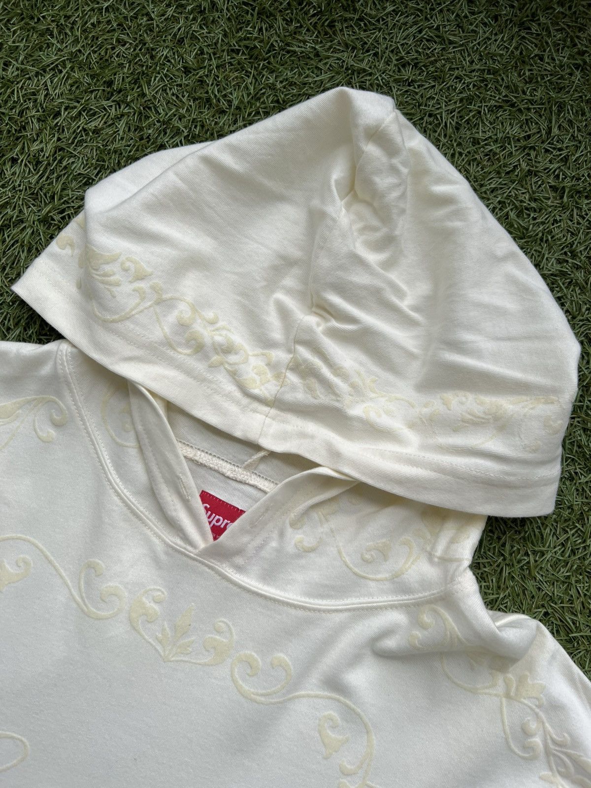 Supreme SUPREME CELEBRE HOODED L/S Size US L / EU 52-54 / 3 - 9 Thumbnail