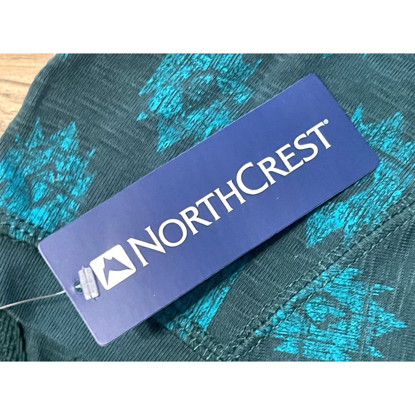 Vintage Northcrest Shirt Women Medium Green V-Neck Long Sleeve Pullover Casual Modern Basic Size M / US 6-8 / IT 42-44 - 5 Thumbnail