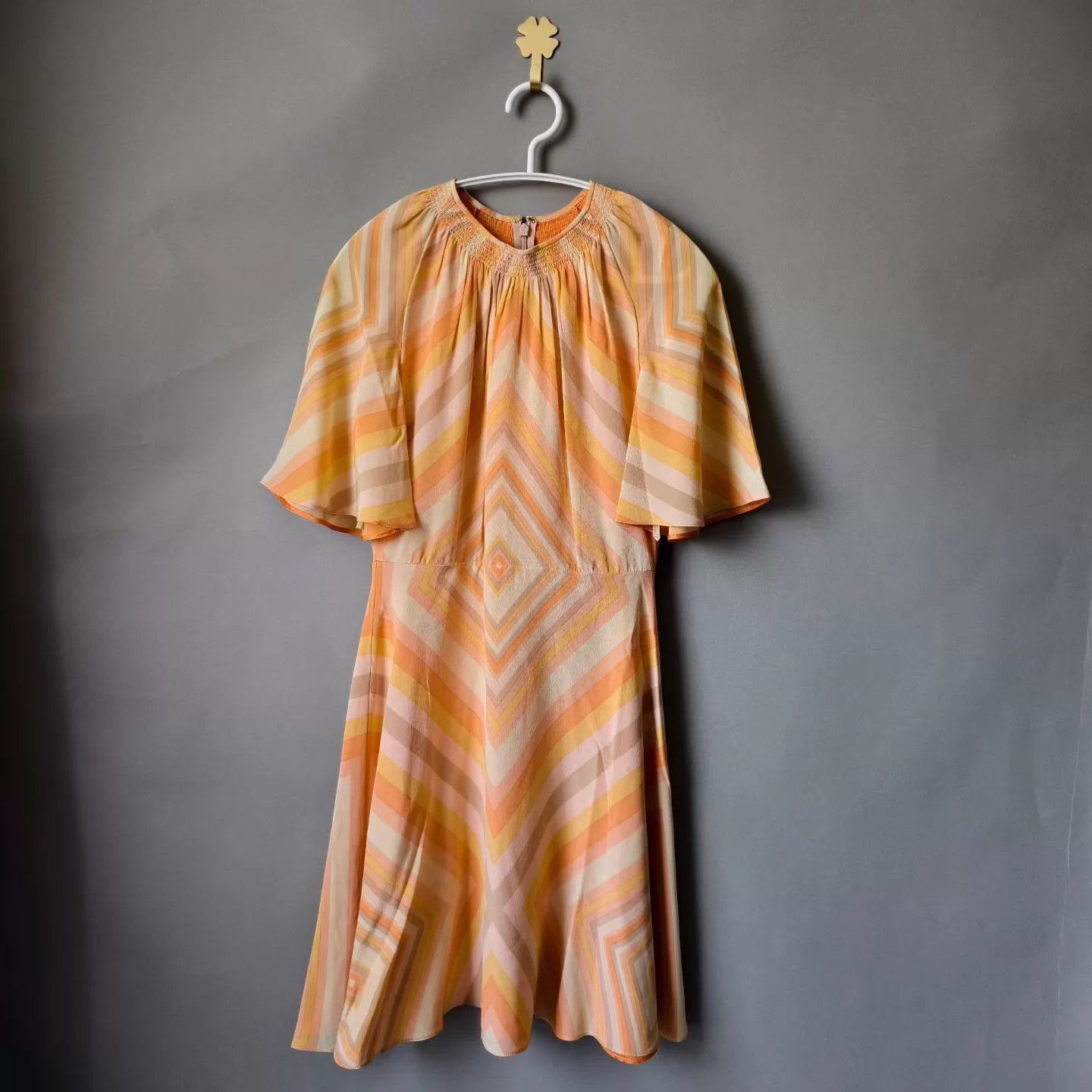 Valentino Valentino Classic Silk Dress 38 MINT Size XS / US 0-2 / IT 36-38 - 1 Thumbnail