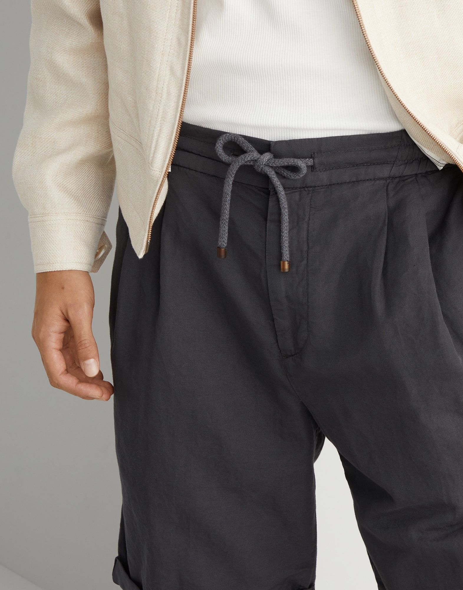 Brunello Cucinelli o1la1rc1a0425 Dyed Bermuda Short in Black Size US 36 / EU 52 - 3 Thumbnail