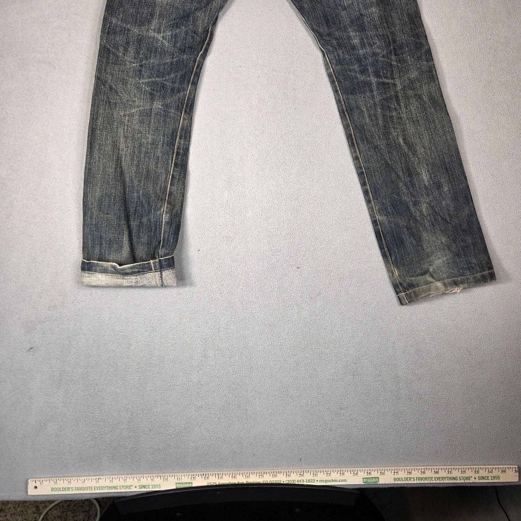 Neighborhood Neighborhood Jeans Mens Selvedge Whiskers Honeycomb Tracks Straight Fits 32x28 Denim Cotton Zip Pockets Blue 5579 Size US 32 / EU 48 - 4 Thumbnail