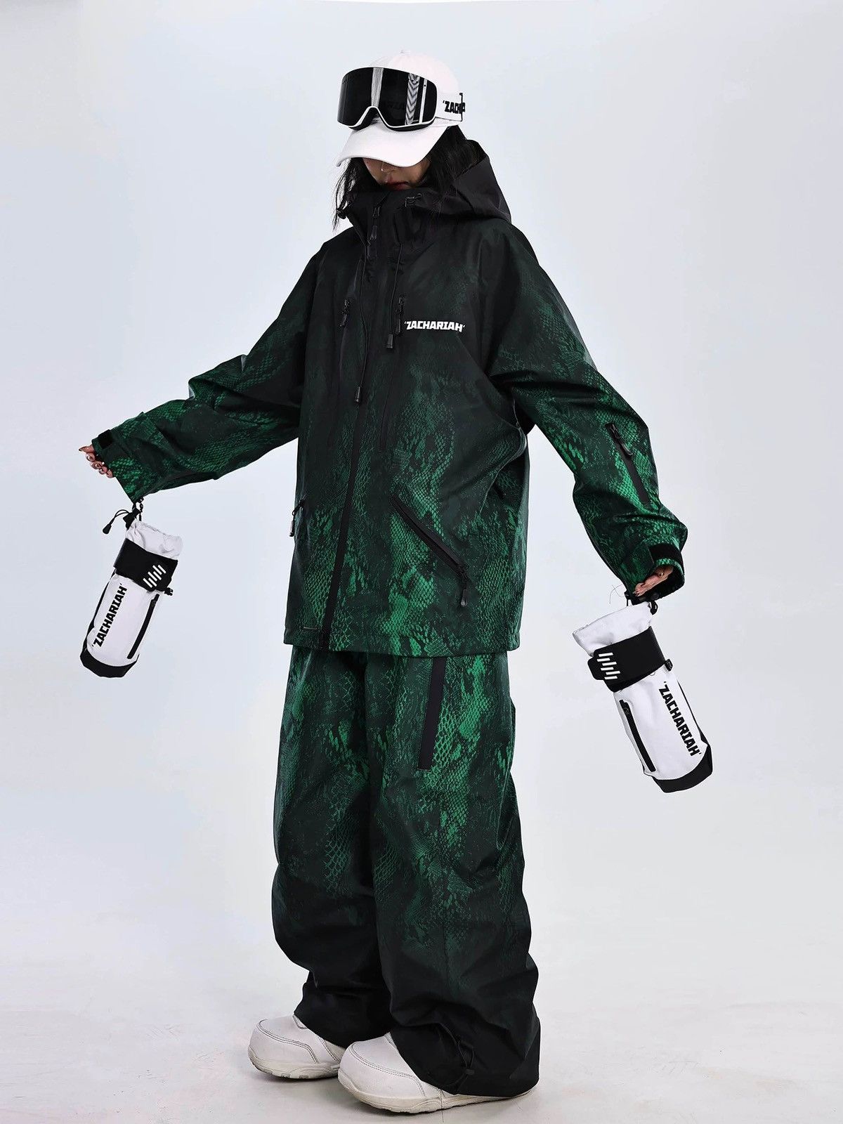Other Green Scale Snake Pattern Outdoor Windproof Ski Suit Size US 32 / EU 48 - 5 Thumbnail