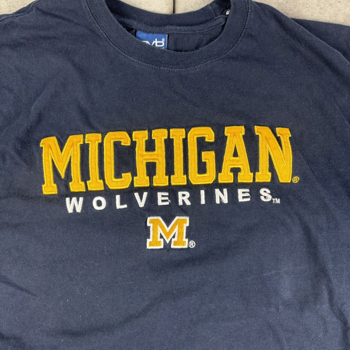 Other navy blue michigan wolverines embroidered spell-out tshirt Size US M / EU 48-50 / 2 - 2 Thumbnail