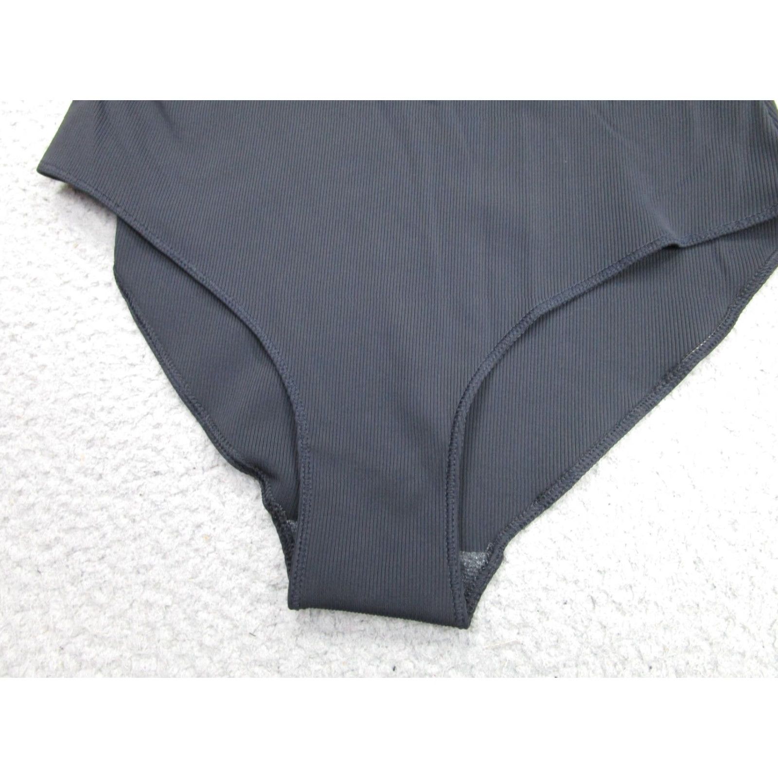 Ivy Park IVY PARK Swimsuit Womens Large Black One Shoulder One Piece Logo Strap Sporty Size L / US 10 / IT 46 - 4 Thumbnail