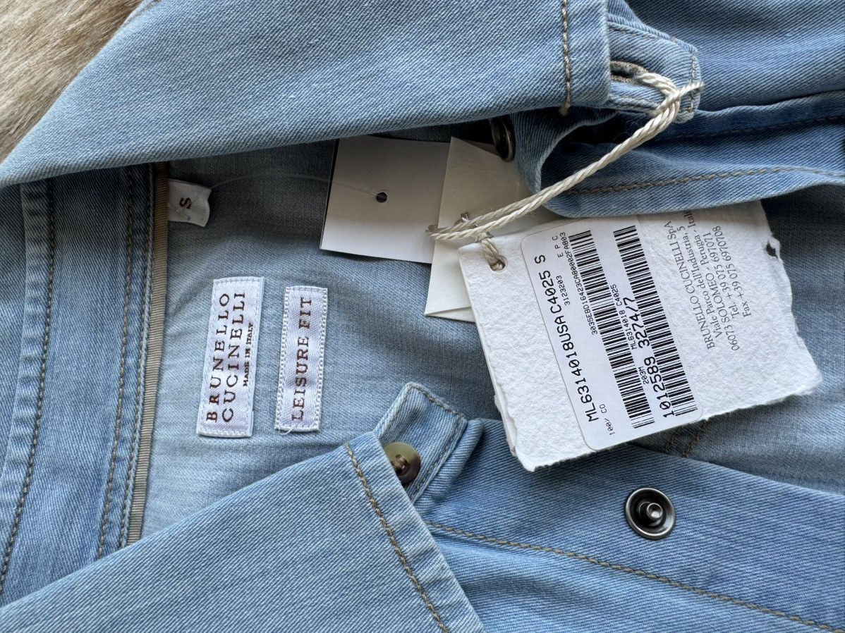 Brunello Cucinelli Leisure fit Denim shirt Size US S / EU 44-46 / 1 - 2 Thumbnail