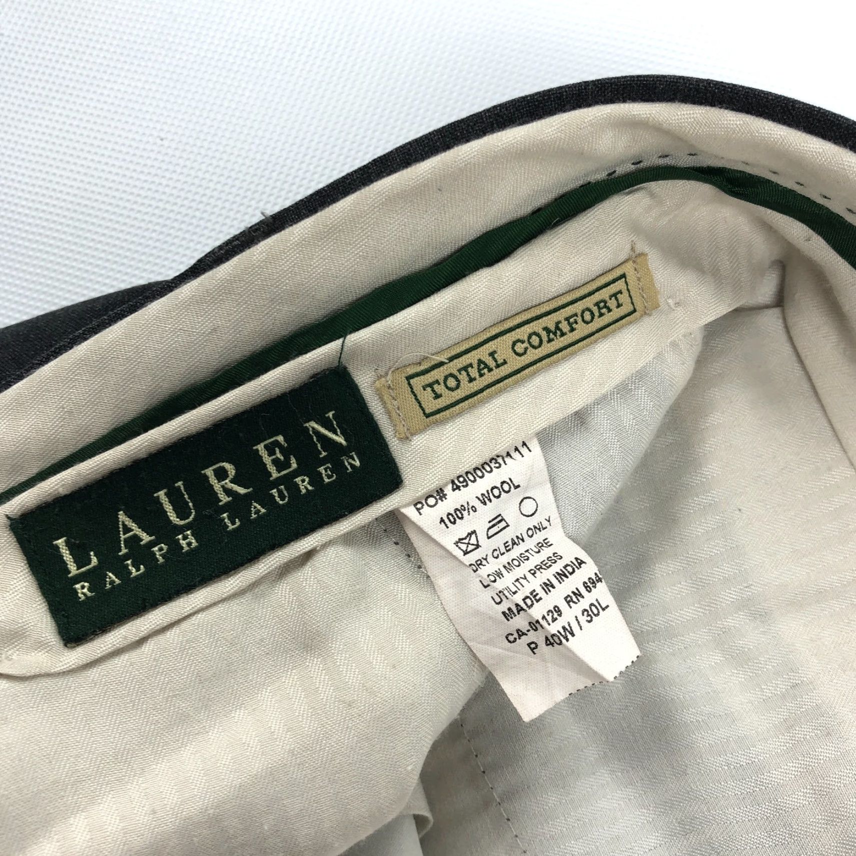 Ralph Lauren VINTAGE? No. Ralph Lauren Dress Pants Mens 40x30 Gray 100% Wool Total Comfort Dress Pants Regular Mens Gray Wool 40 30 City Preppy Ready? Size US 40 / EU 56 - 6 Thumbnail