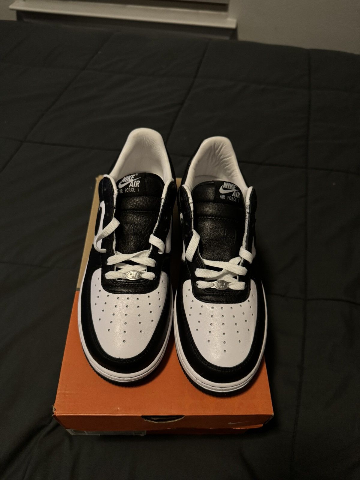 Nike Air Force One Low x Terror Squad “Blackout” Size US 7.5 / EU 40-41 - 4 Thumbnail
