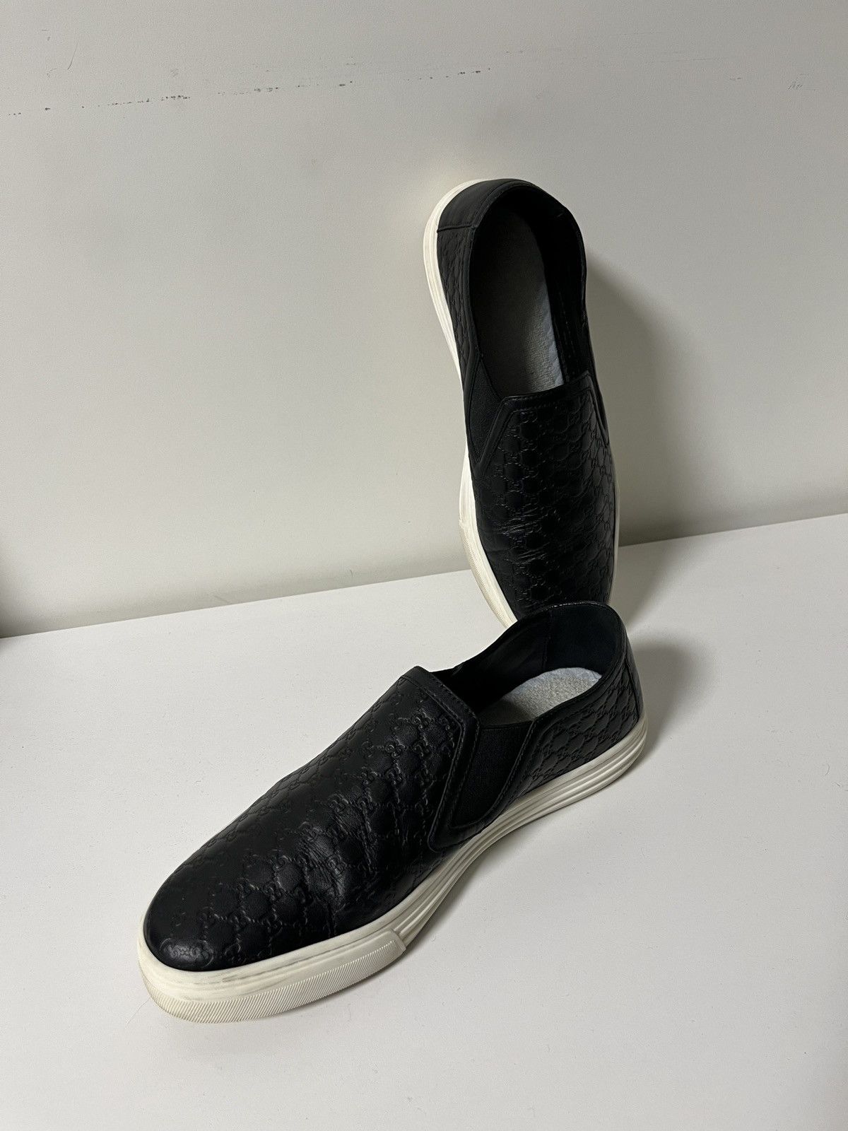 Gucci Gucci Microguccissima Monogram Leather Slip On Size US 7 / IT 37 - 8 Thumbnail