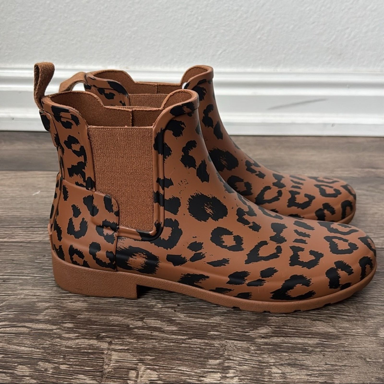 Hunter Hunter 9 Original Chelsea Rain Boots in Leopard Print Size US 9 / IT 39 - 4 Thumbnail