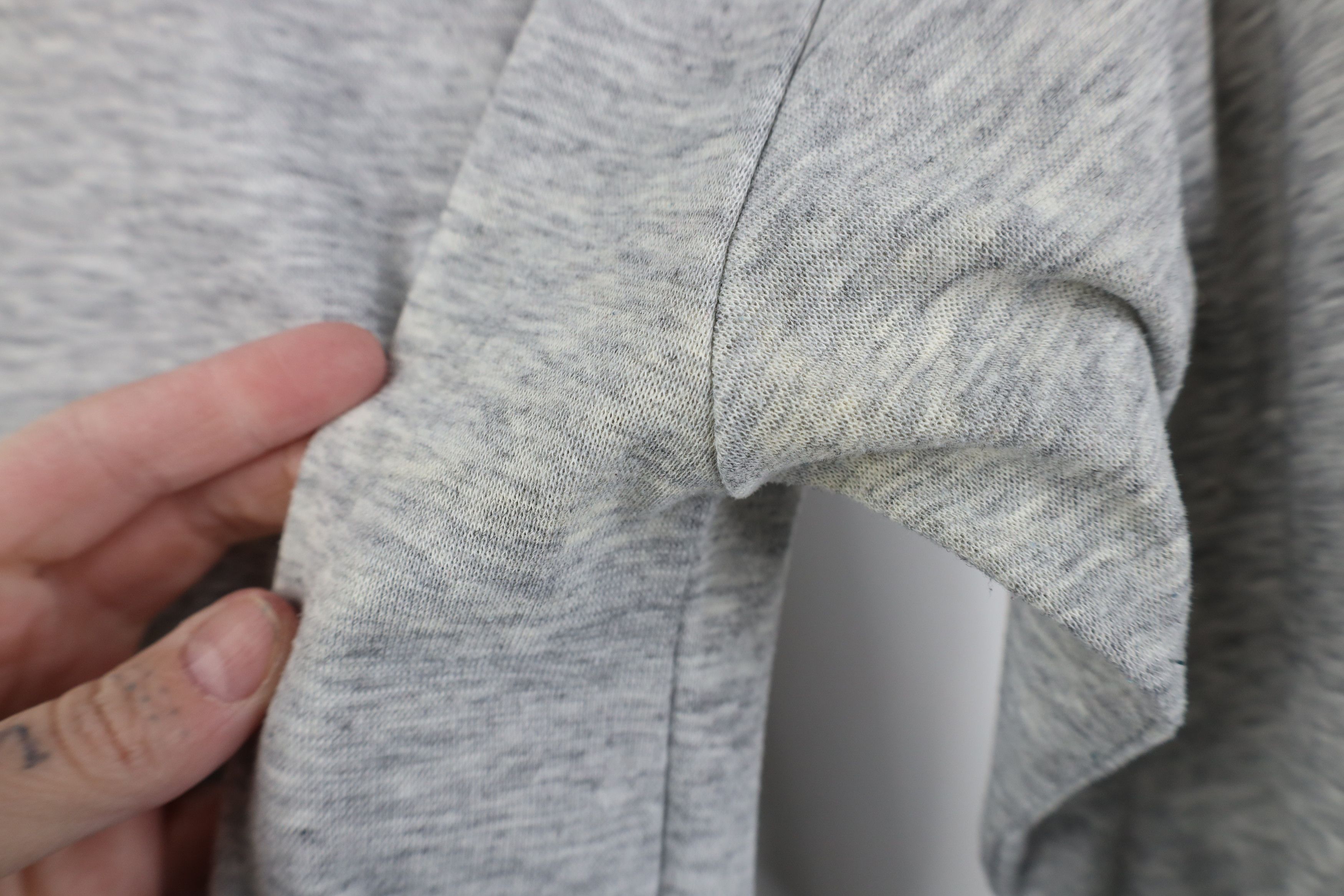 Vintage Vintage 90s Streetwear Knit Long Sleeve T-Shirt Gray USA Size US M / EU 48-50 / 2 - 4 Thumbnail