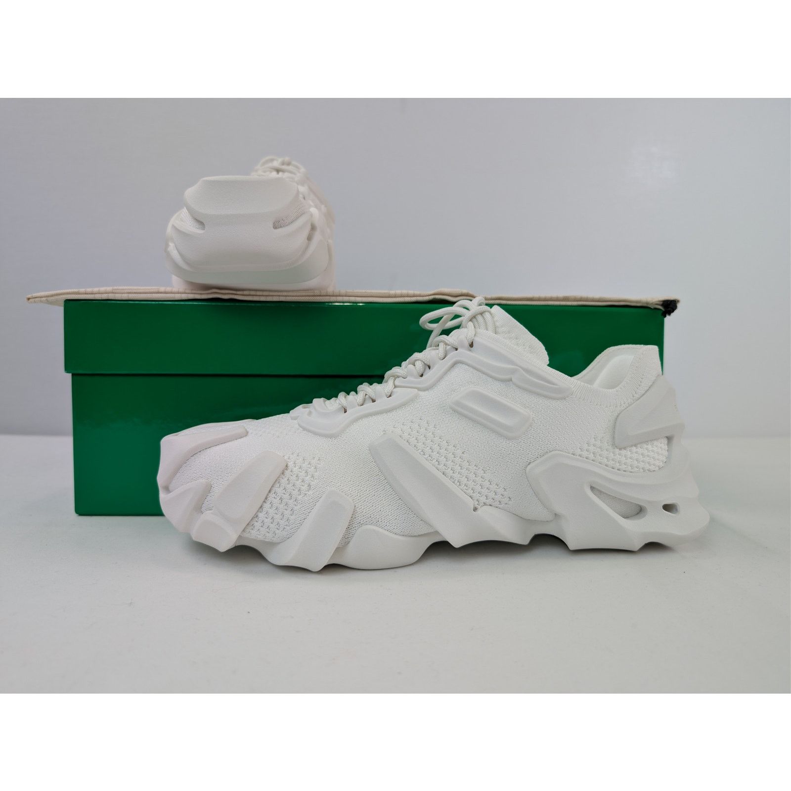 Bottega Veneta o1rshd1 Flex Low Top Sneakers in Optic White Size US 9 / EU 42 - 21 Thumbnail