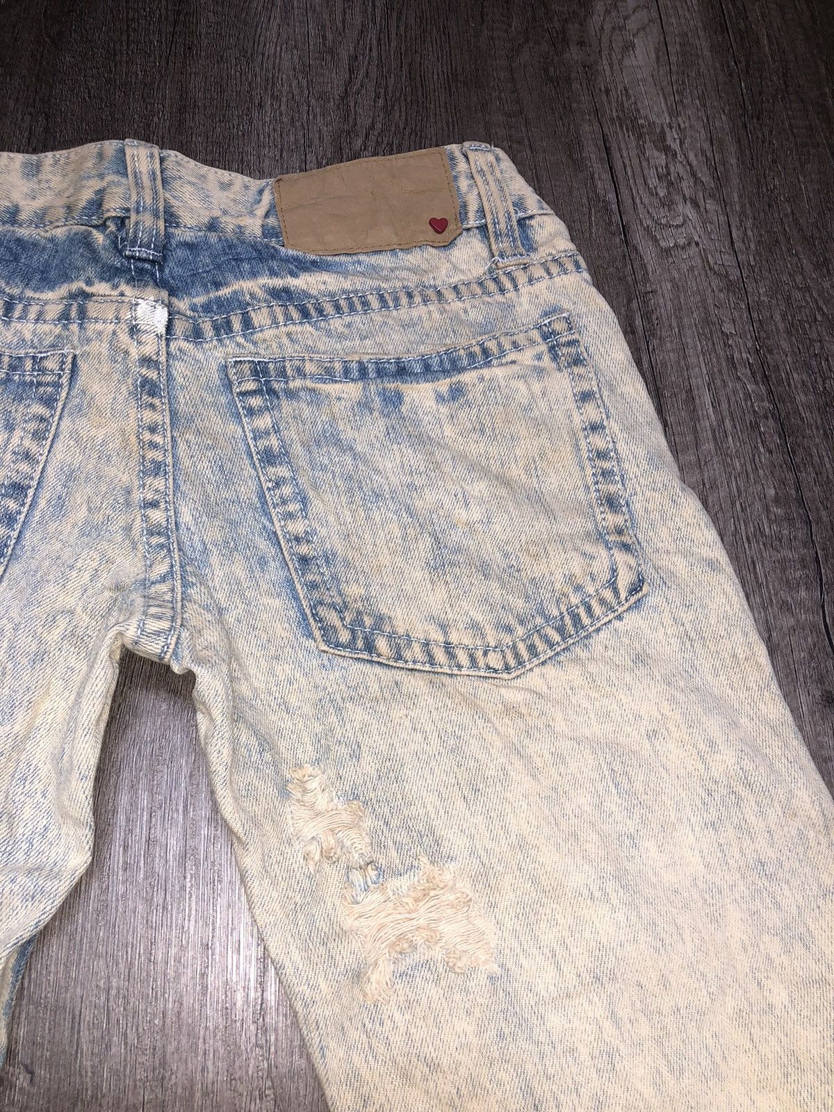 Vintage Witty Pitty Distressed Jeans Acid Wash Blue (unisex)