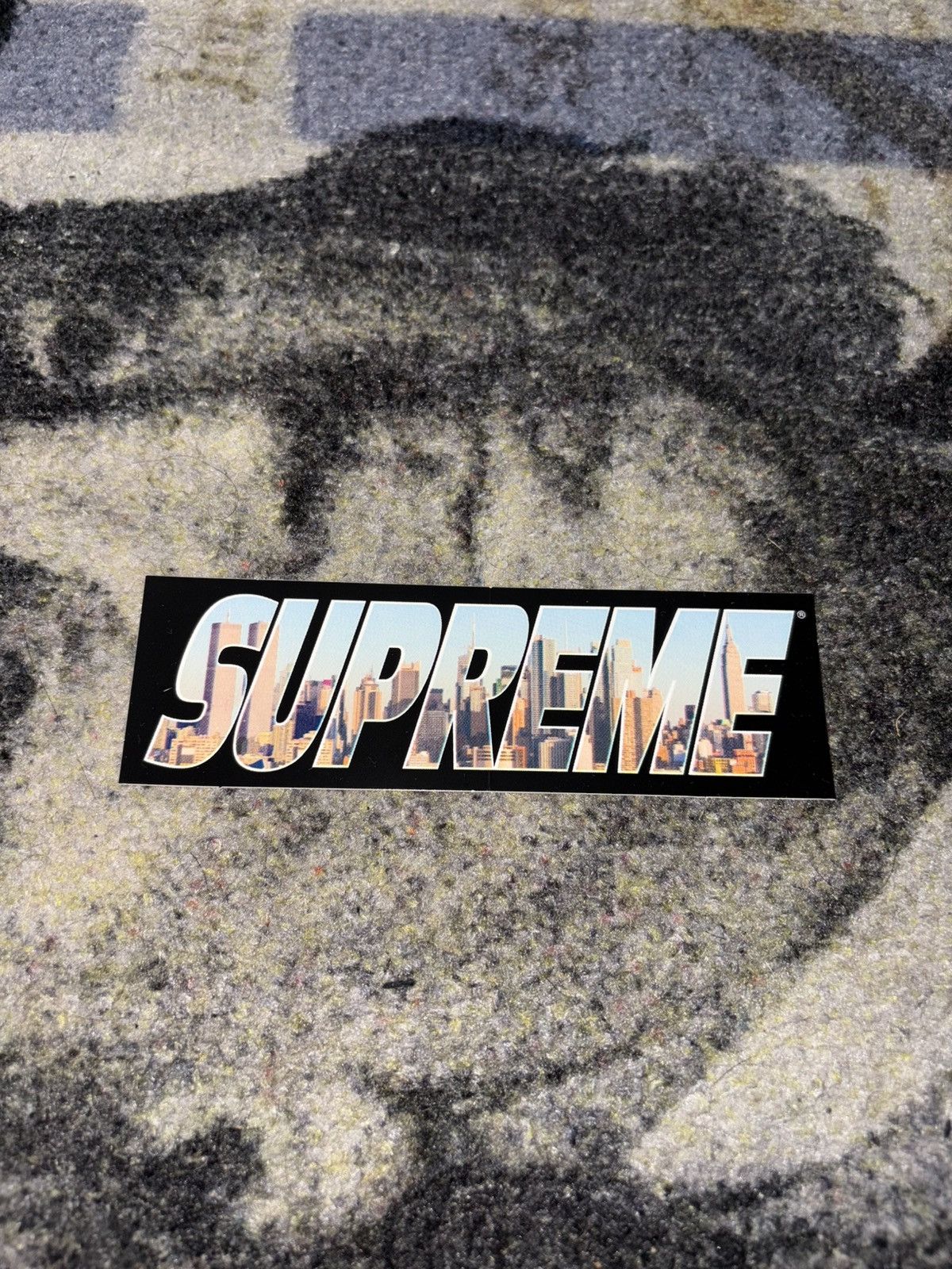 Supreme Supreme Gotham Sticker Size ONE SIZE - 1 Thumbnail